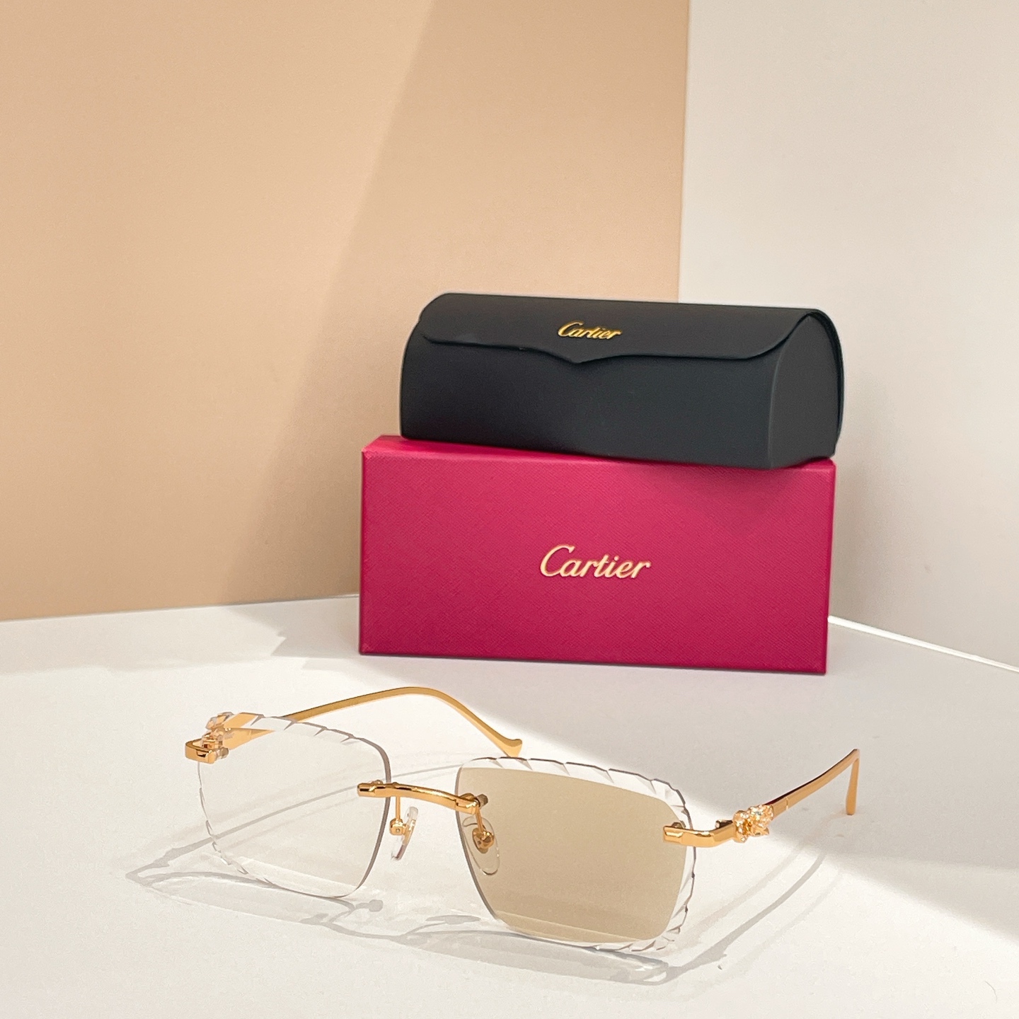 Cartie*✨✨✨MODEL：CT1597LO✨✨✨SIZE:142✨✨✨太阳镜，变色片