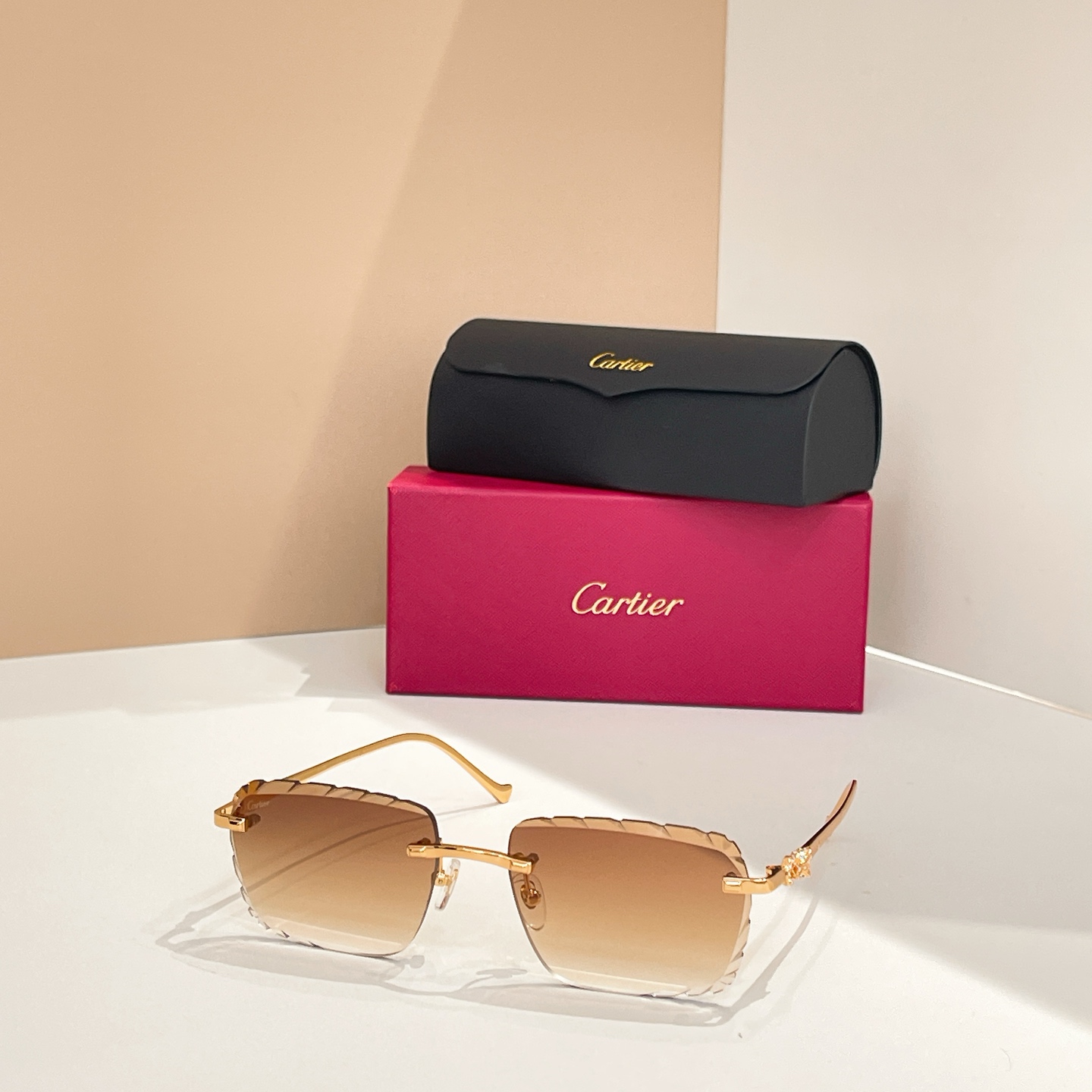 Cartie*✨✨✨MODEL：CT1597LO✨✨✨SIZE:142✨✨✨太阳镜，变色片