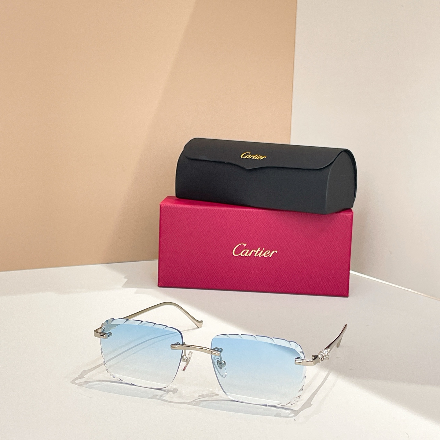 Cartie*✨✨✨MODEL：CT1597LO✨✨✨SIZE:142✨✨✨太阳镜，变色片