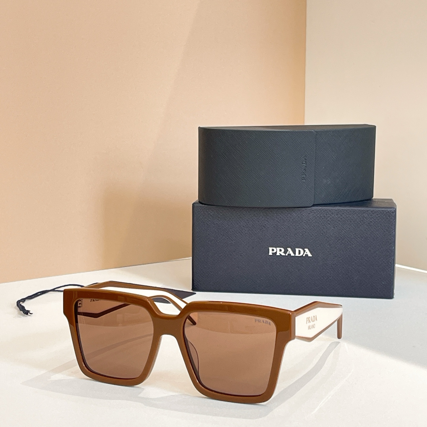 PRADA✨✨✨MODEL：SPR 24Z✨✨✨SIZE：56口18-145✨✨✨