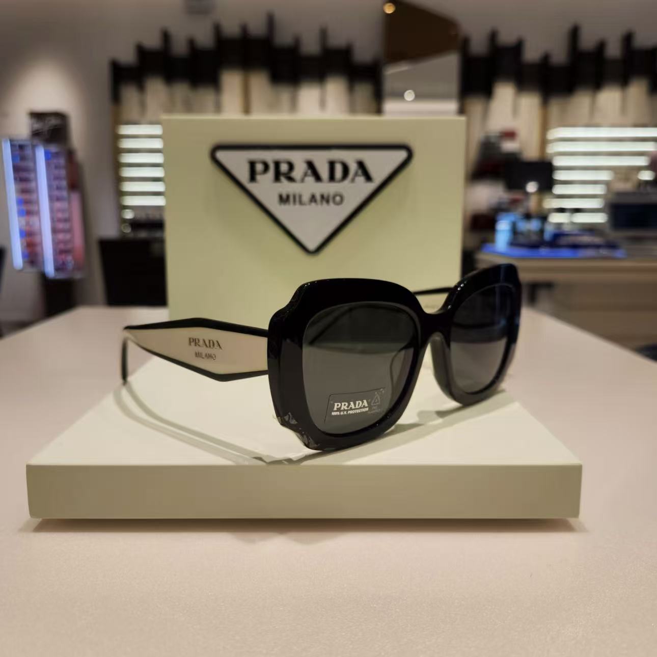 PRADA✨✨✨MODEL：SPR 16Y✨✨✨SIZE：51口21-145✨✨✨