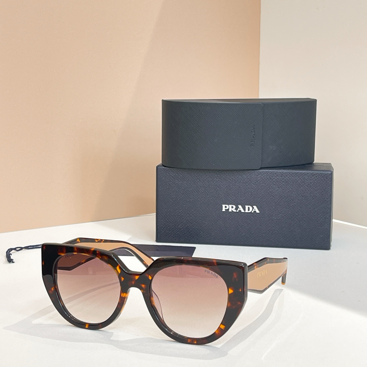 PRADA✨✨✨MODEL：PR 14WS✨✨✨SIZE：52口21-145✨✨✨