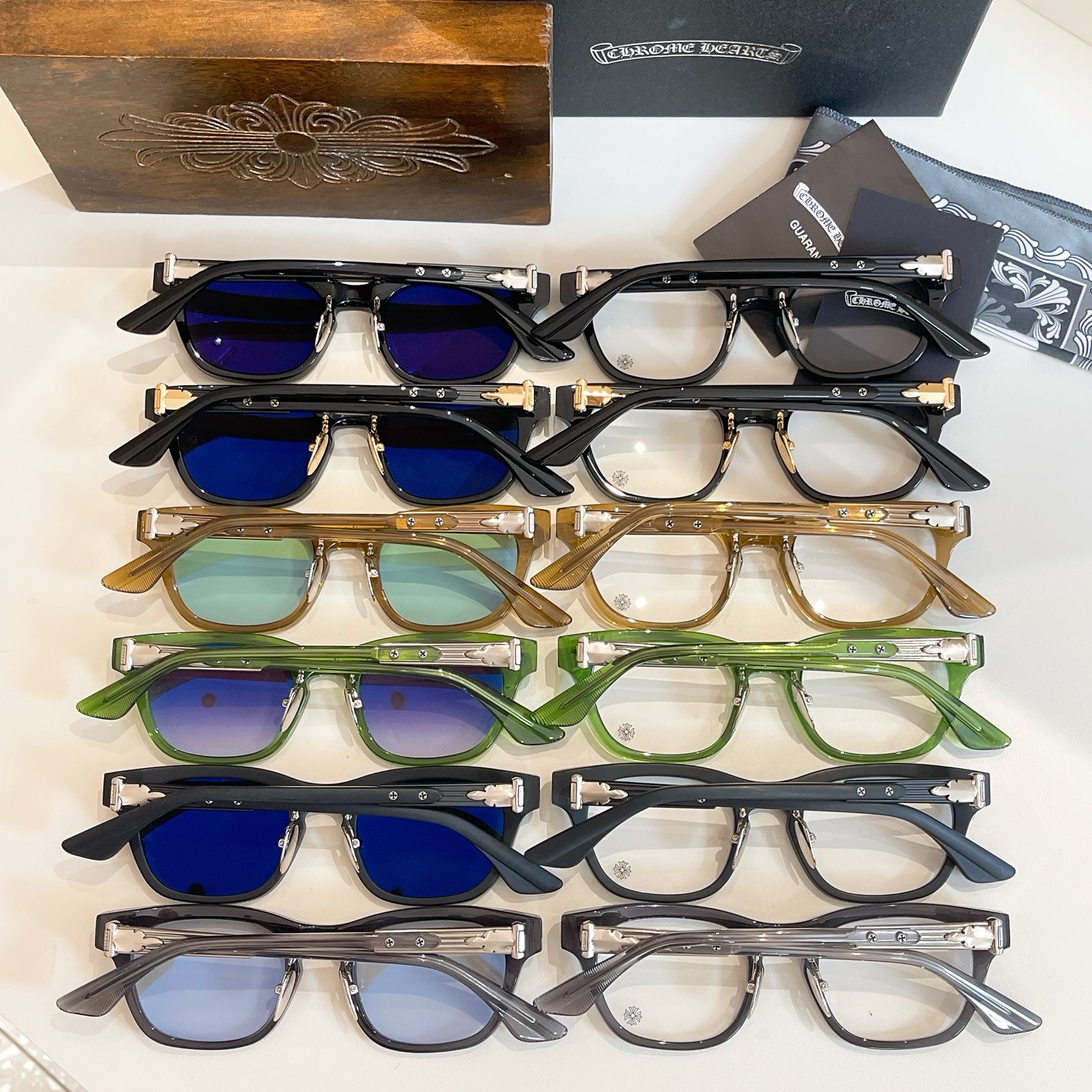 CHROME HEART*⚜️⚜️⚜️MODEL:BAGGINS⚜️⚜️⚜️SIZE: 51口22-15