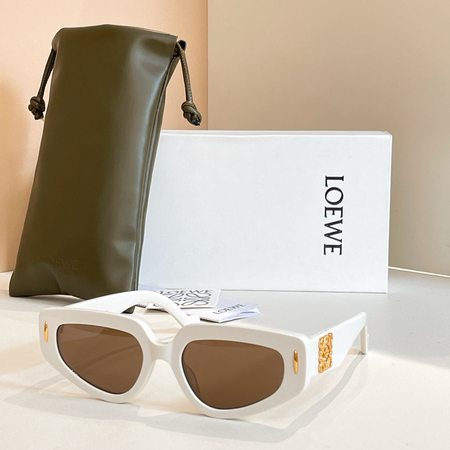 LOEWE🌟🌟🌟MODEL：LW40106I🌟🌟🌟SIZE：51口19-145🌟🌟🌟