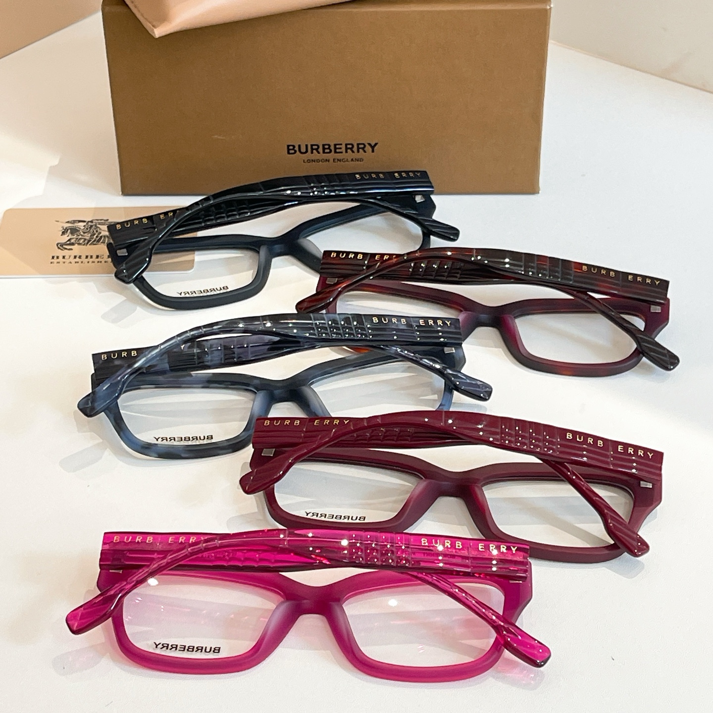 BURBERR*⭐️⭐️⭐️MODEL：B 2393D⭐️⭐️⭐️SIZE：53口19-145⭐️⭐️⭐