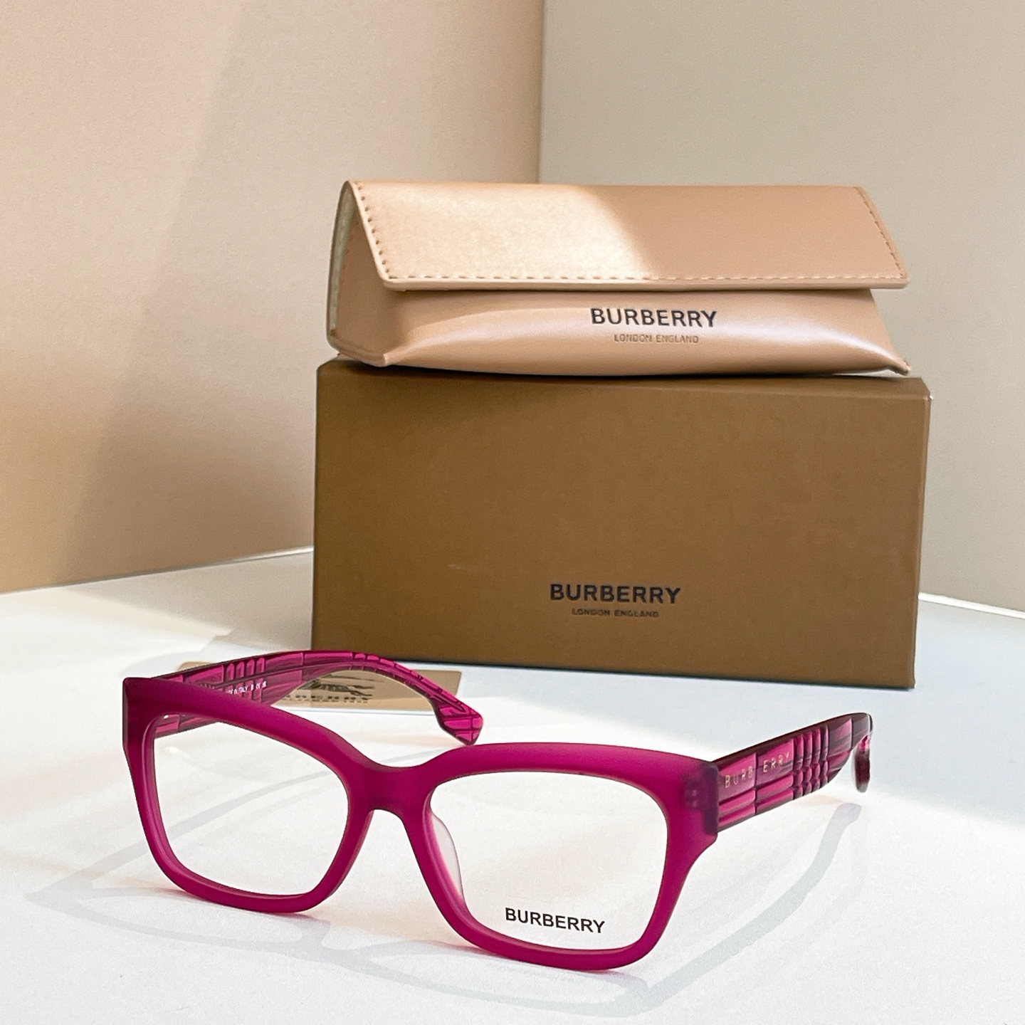 BURBERR*⭐️⭐️⭐️MODEL：B 2393D⭐️⭐️⭐️SIZE：53口19-145⭐️⭐️⭐