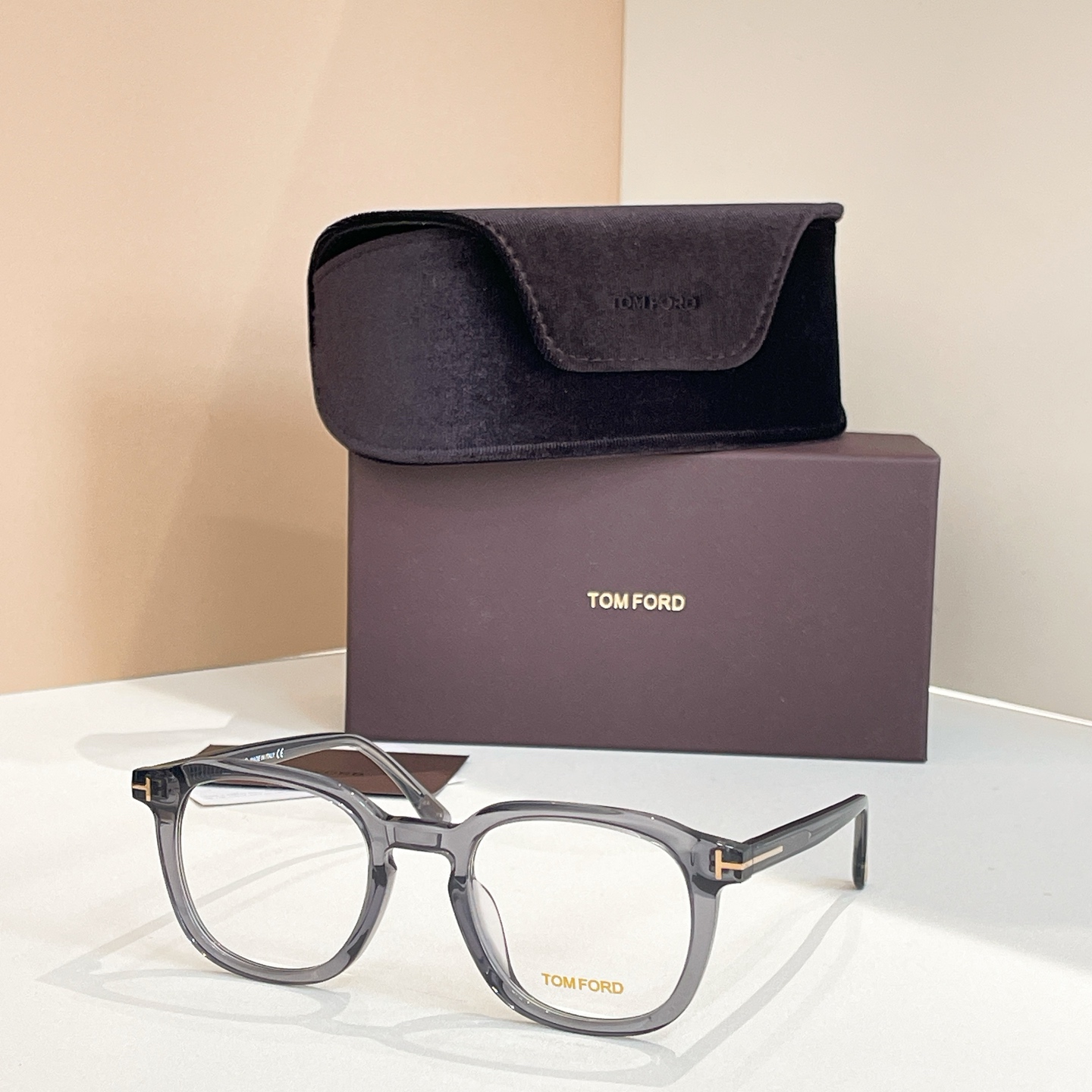 TOM FOR*✨✨✨MODEL：TF0975✨✨✨SIZE：52口23-145✨✨✨