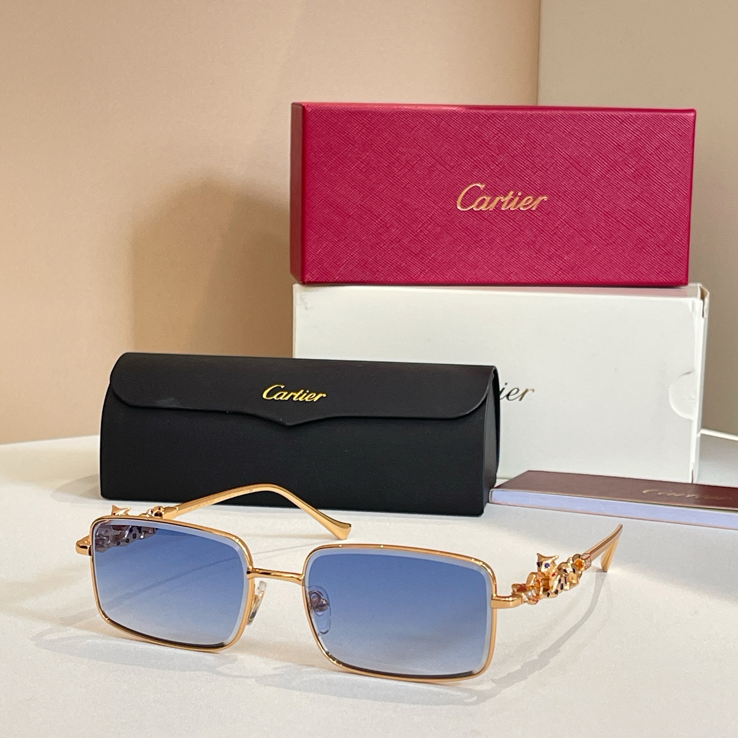 Cartie*✨✨✨MODEL：CT01324O✨✨✨SIZE:145✨✨✨太阳镜，变色片