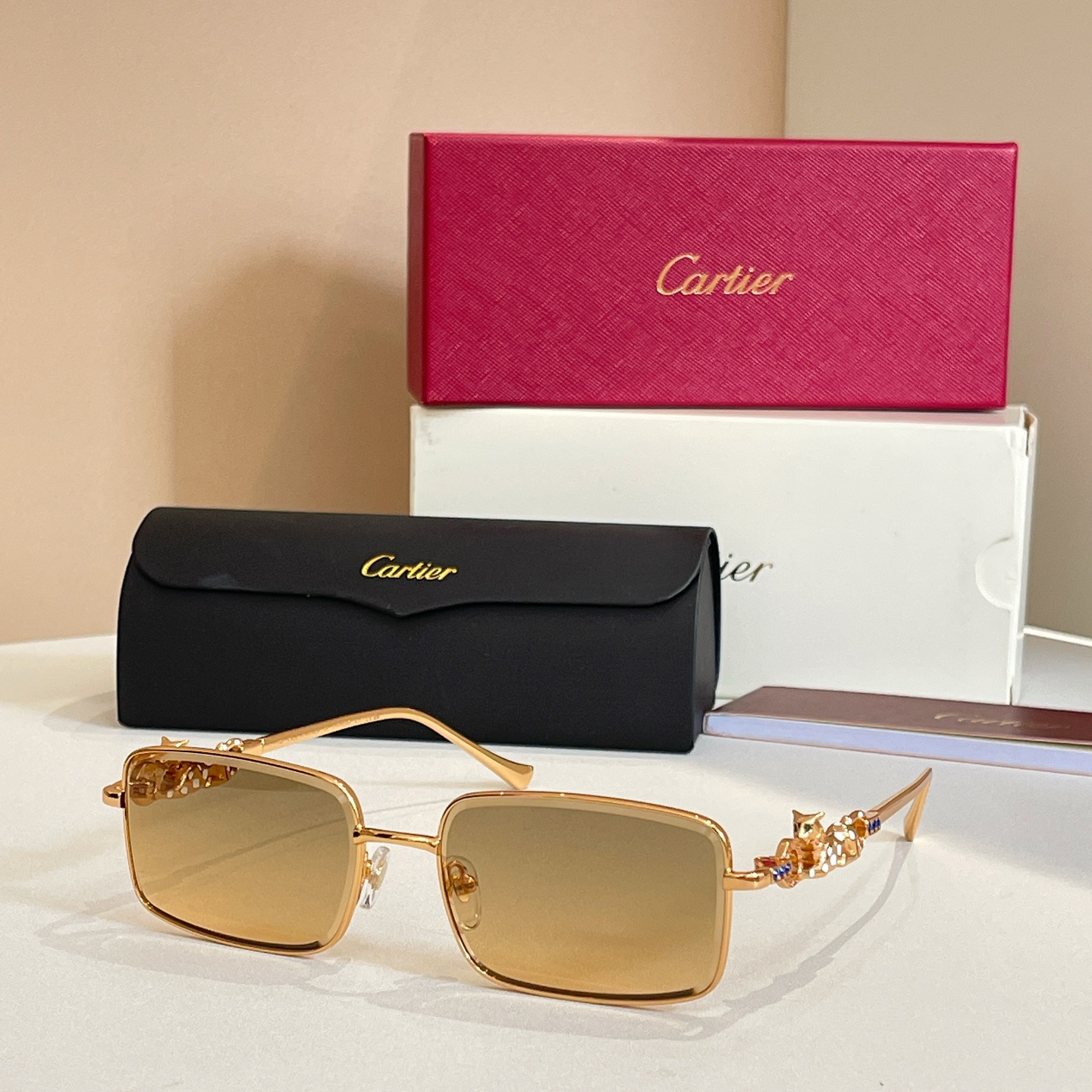 Cartie*✨✨✨MODEL：CT01324O✨✨✨SIZE:145✨✨✨太阳镜，变色片