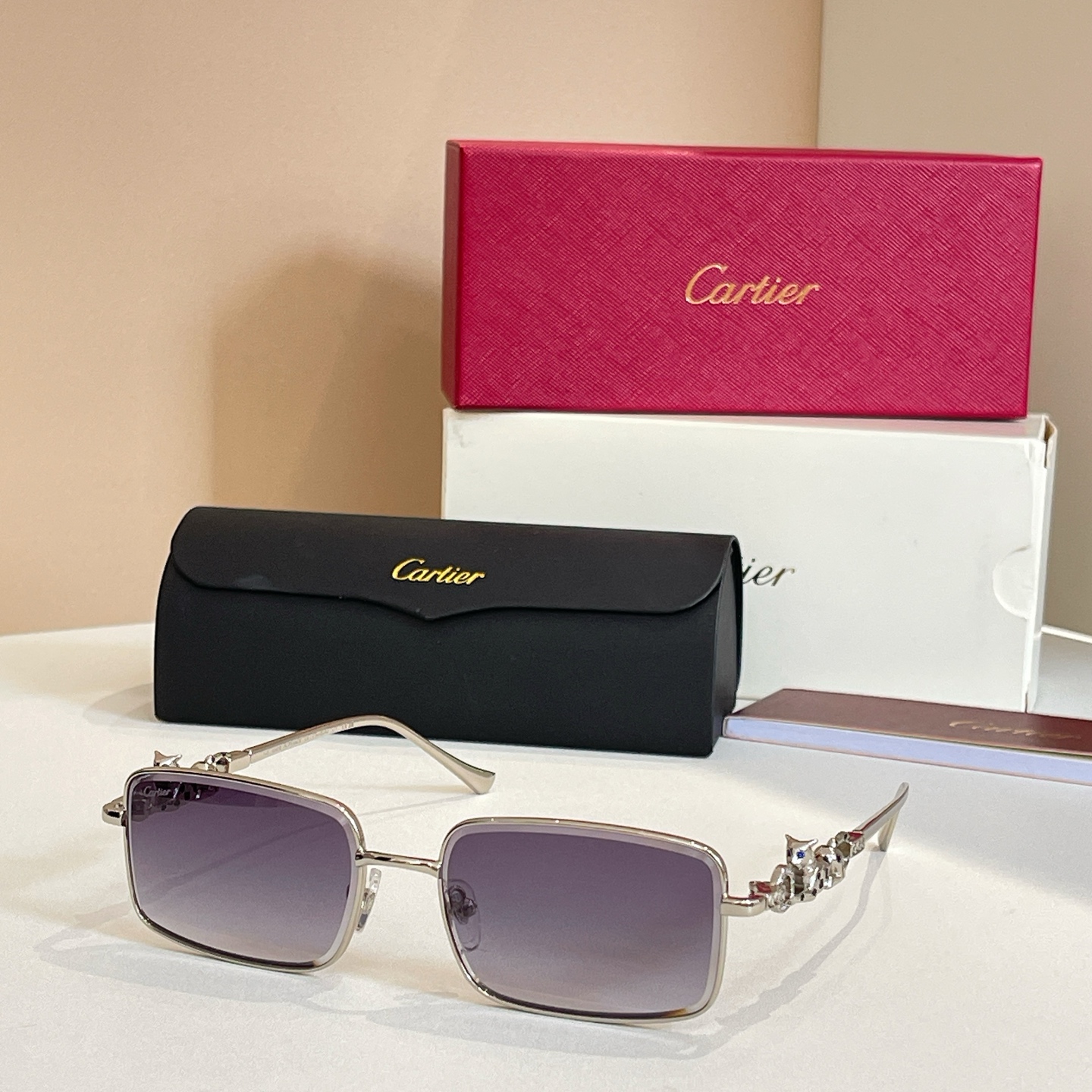 Cartie*✨✨✨MODEL：CT01324O✨✨✨SIZE:145✨✨✨太阳镜，变色片