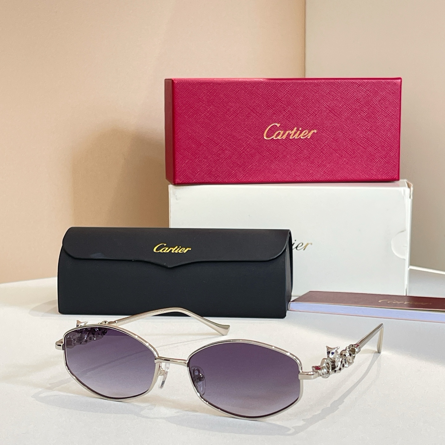 Cartie*✨✨✨MODEL：CT01323O✨✨✨SIZE:145✨✨✨太阳镜，变色片