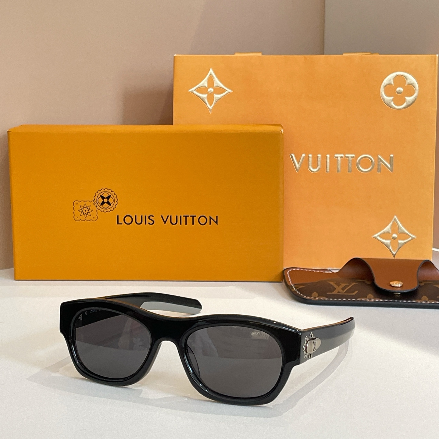 LOUIS VUITTO*🌟🌟🌟MODEL：Z3024U🌟🌟🌟SIZE：55口20-140🌟🌟🌟