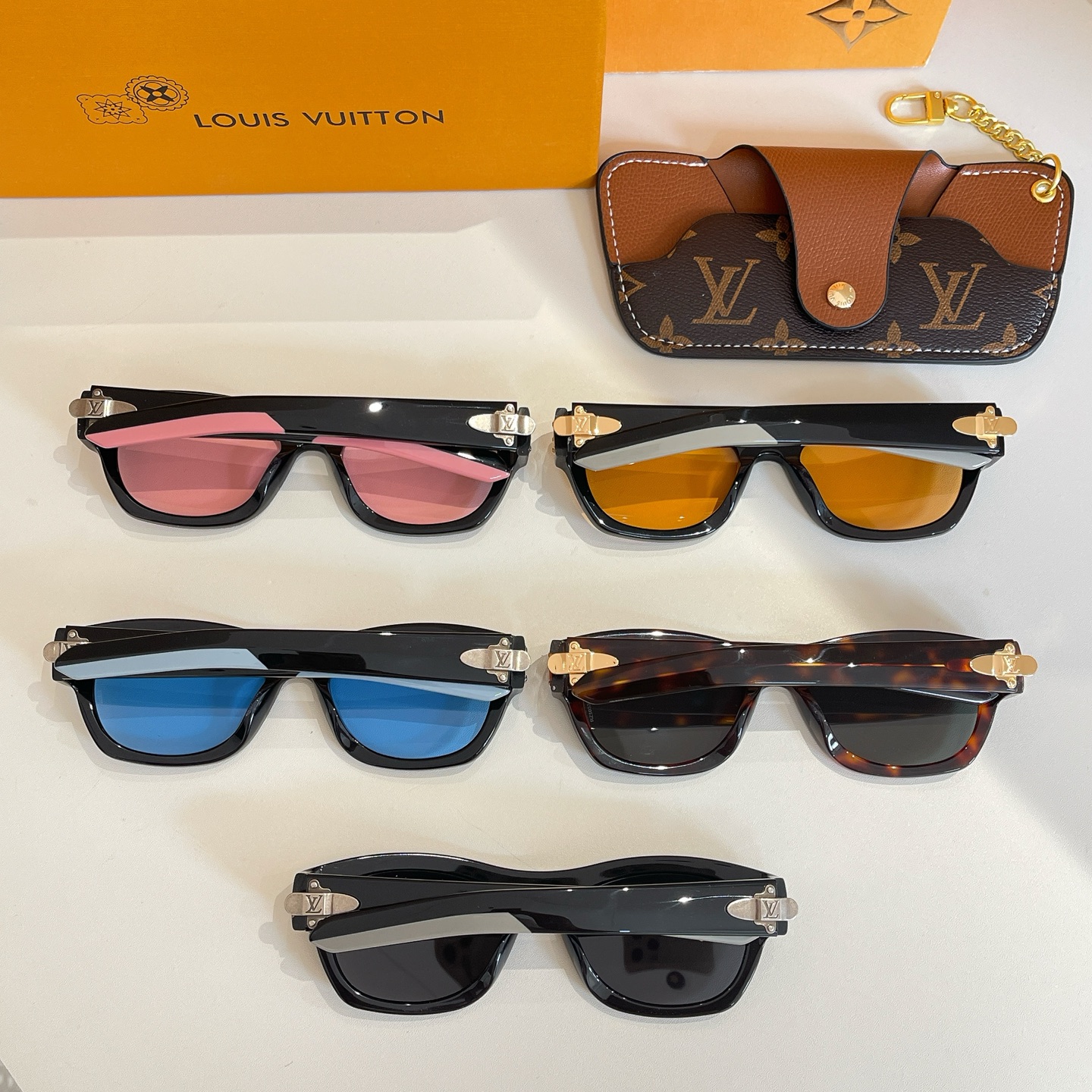 LOUIS VUITTO*🌟🌟🌟MODEL：Z3024U🌟🌟🌟SIZE：55口20-140🌟🌟🌟