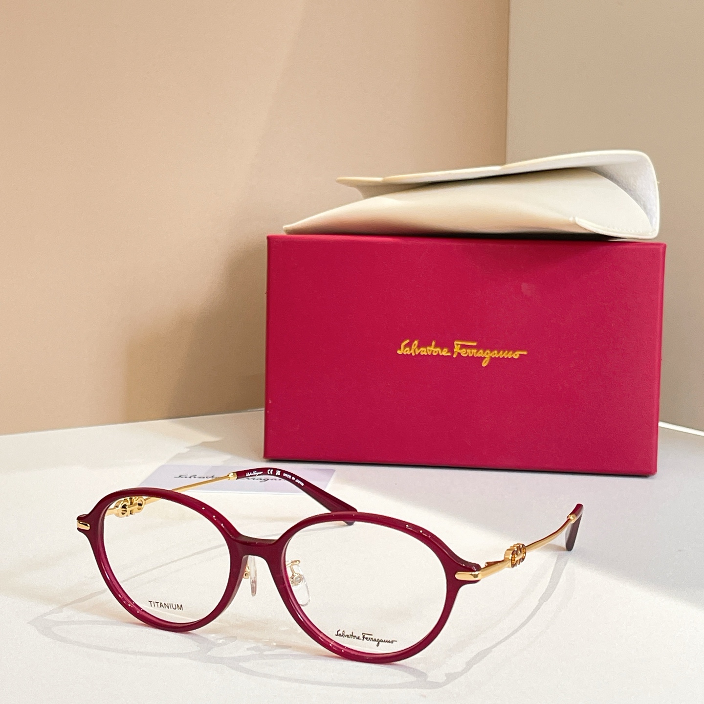 Salvatore ferragam* 菲*拉格慕 💚💚MODEL：SF2565A💚💚💚SIZE：53口