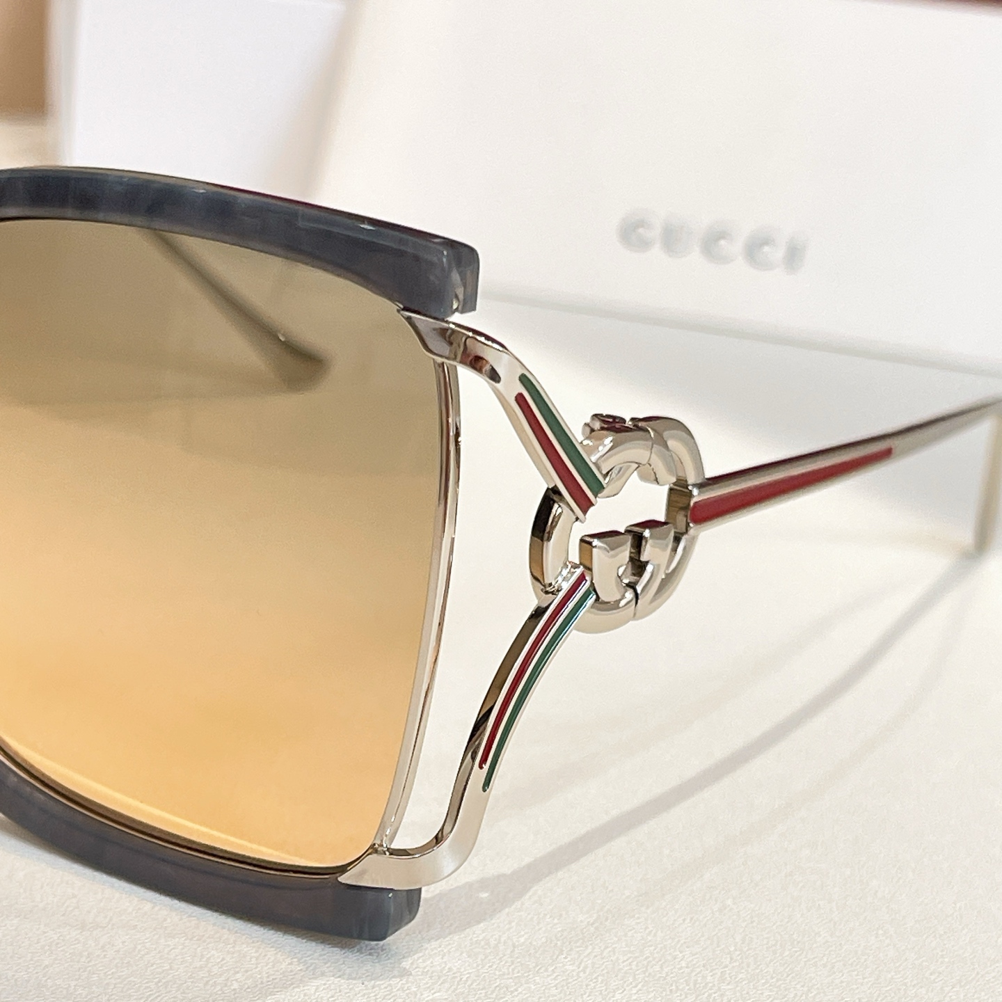 GUCC*🐝🐝🐝MODEL：GG1670L🐝🐝🐝SIZE：59口19-132🐝🐝🐝