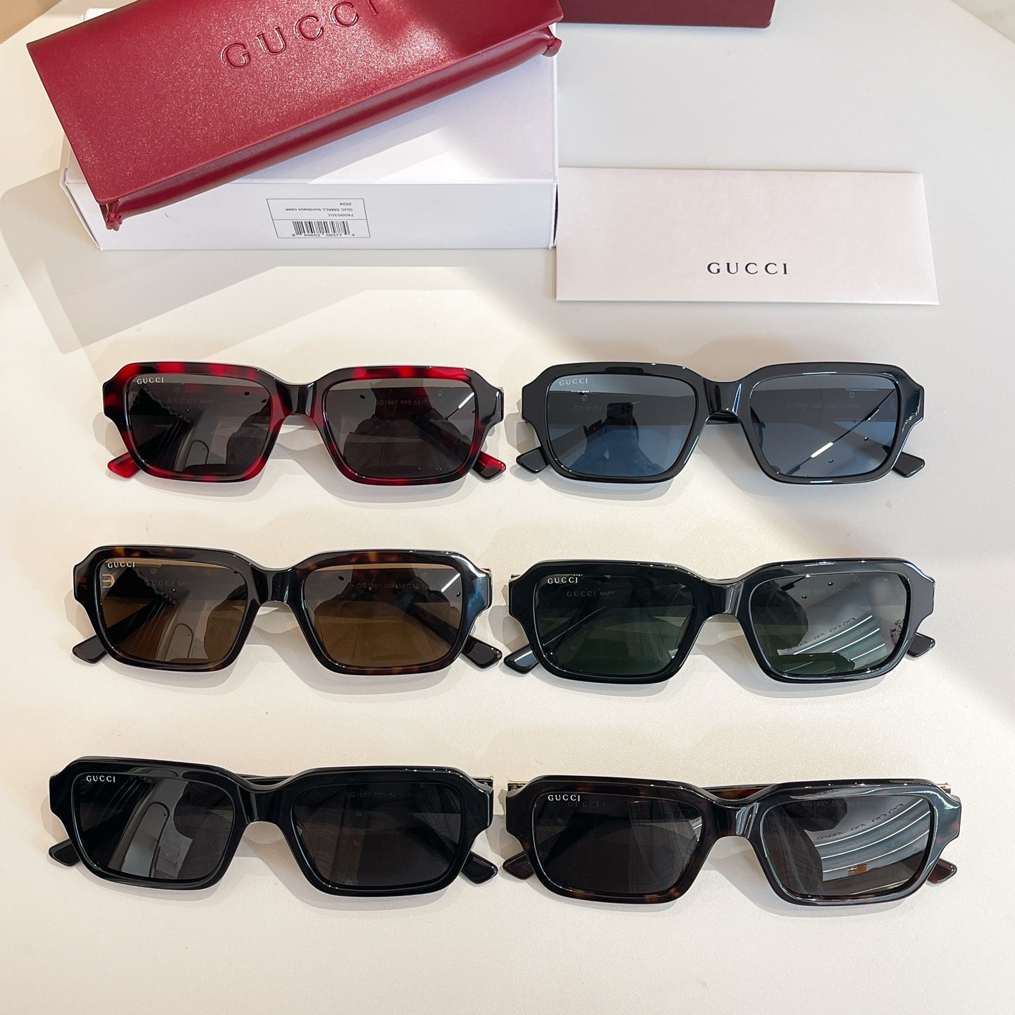 GUCC*🐝🐝🐝MODEL：GG1887🐝🐝🐝SIZE：54口17-145🐝🐝🐝