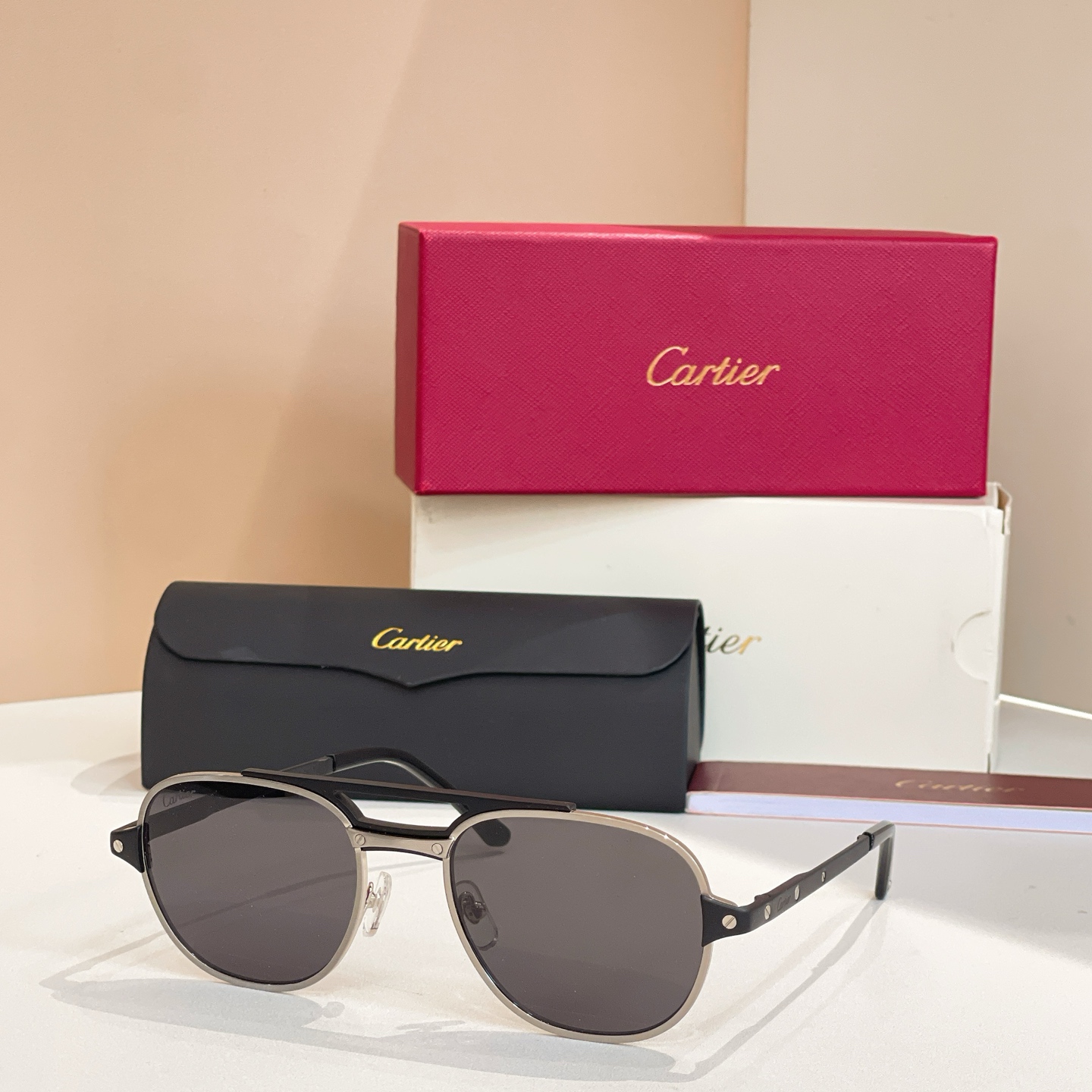 Cartie*✨✨✨MODEL：CT0466S✨✨✨SIZE:145✨✨✨太阳镜，变色片