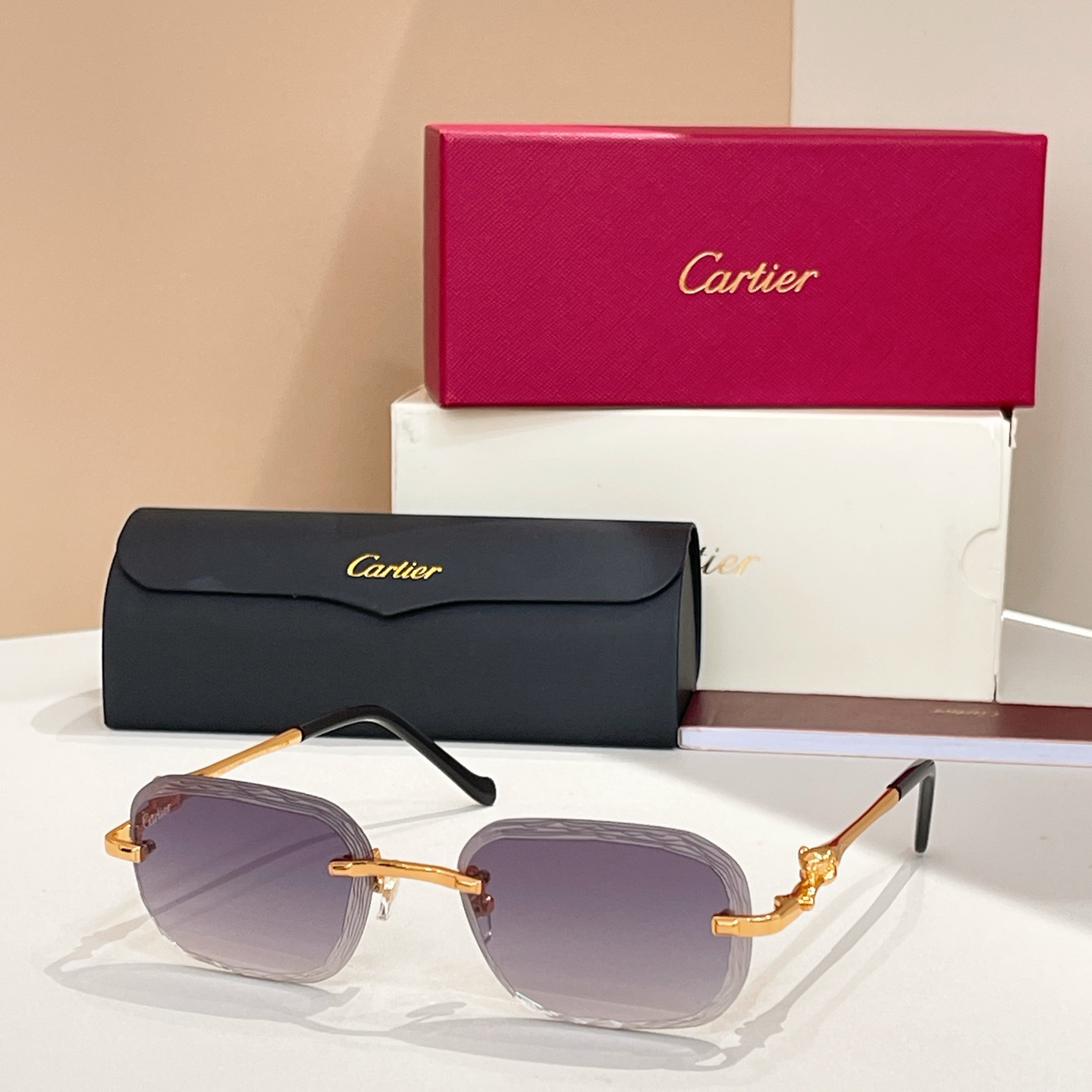 Cartie*✨✨✨MODEL：CT08224J✨✨✨SIZE: 143✨✨✨太阳镜，变色片