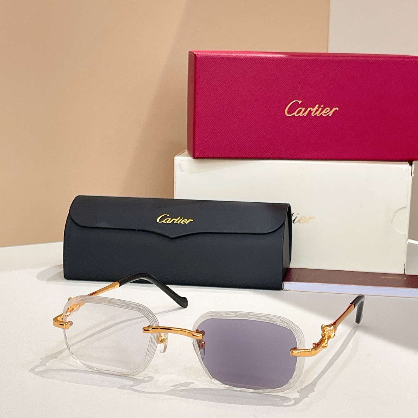 Cartie*✨✨✨MODEL：CT08224J✨✨✨SIZE: 143✨✨✨太阳镜，变色片