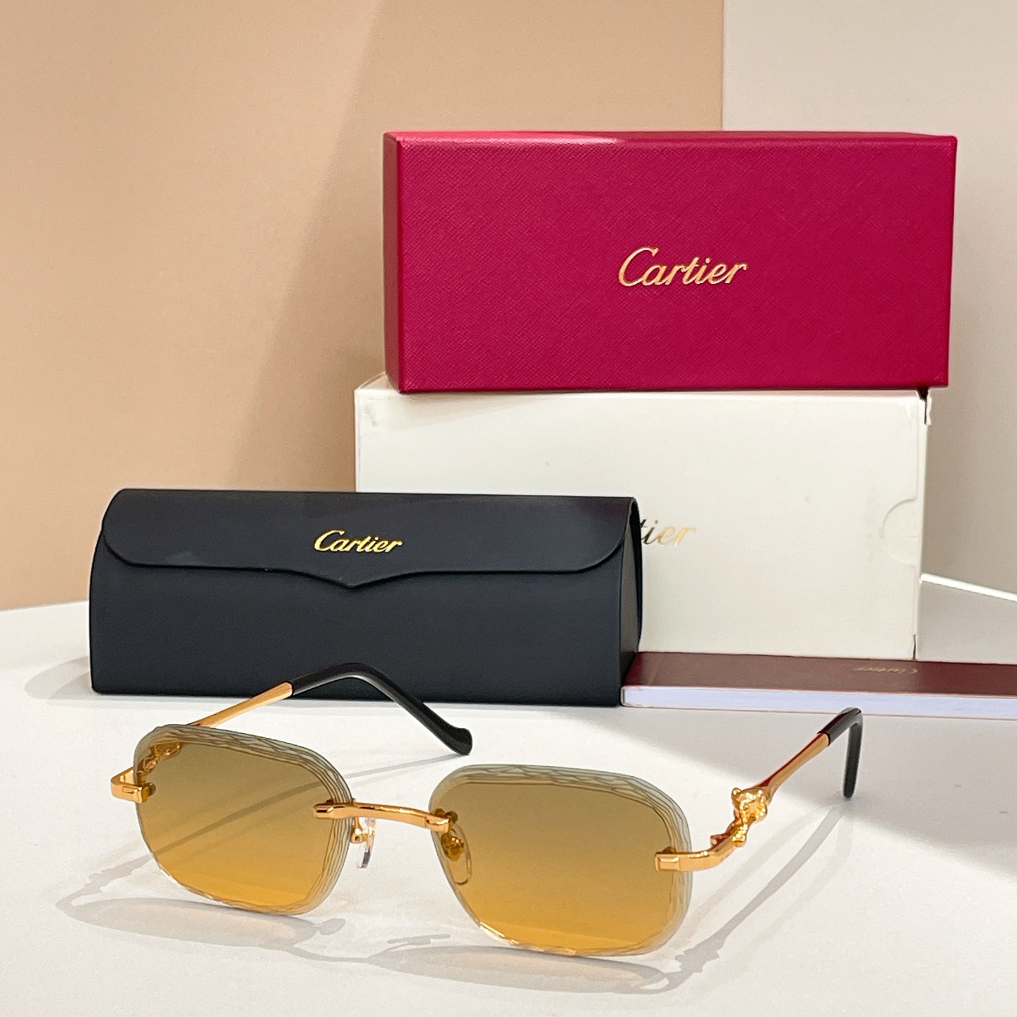 Cartie*✨✨✨MODEL：CT08224J✨✨✨SIZE: 143✨✨✨太阳镜，变色片