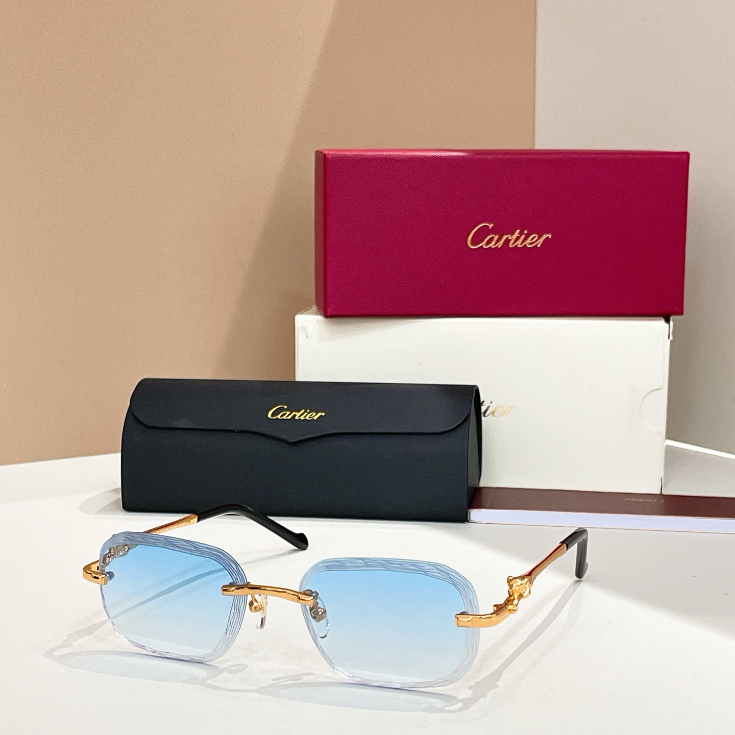 Cartie*✨✨✨MODEL：CT08224J✨✨✨SIZE: 143✨✨✨太阳镜，变色片