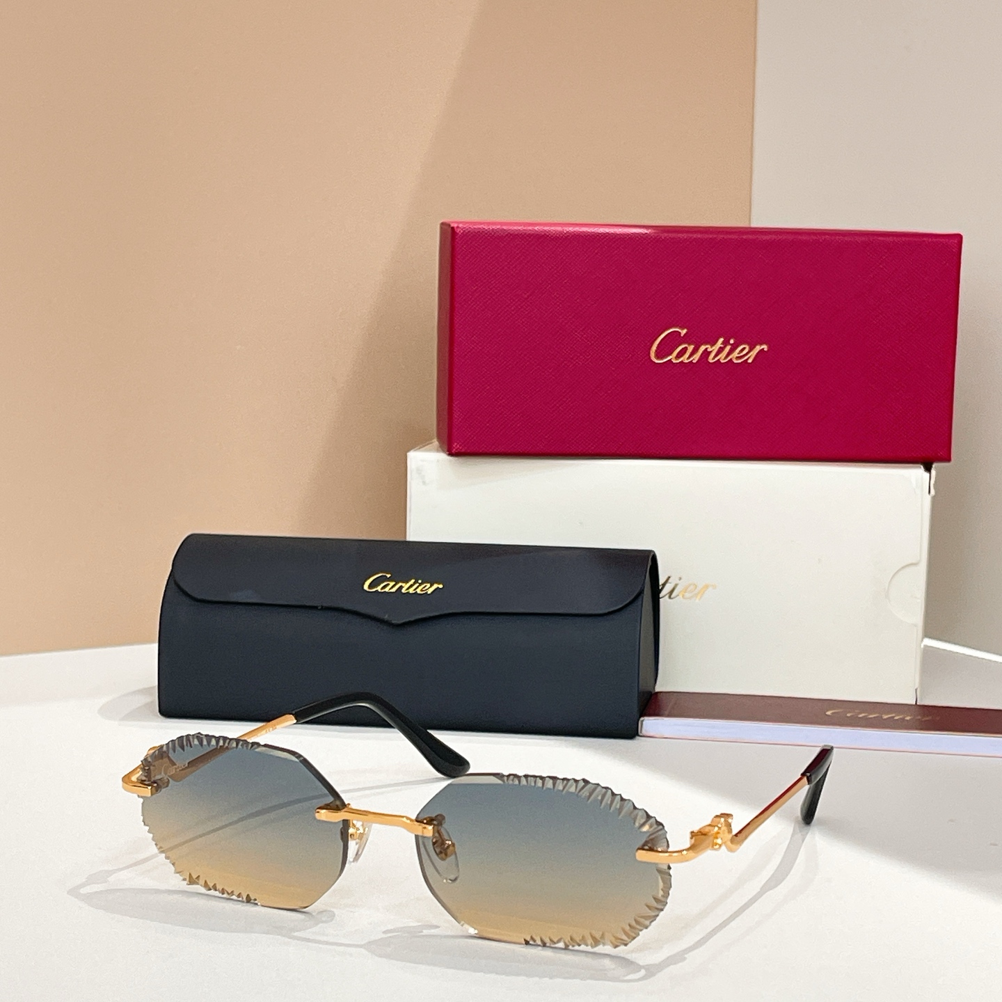 Cartie*✨✨✨MODEL：CT0711S✨✨✨SIZE: 143✨✨✨太阳镜，变色片