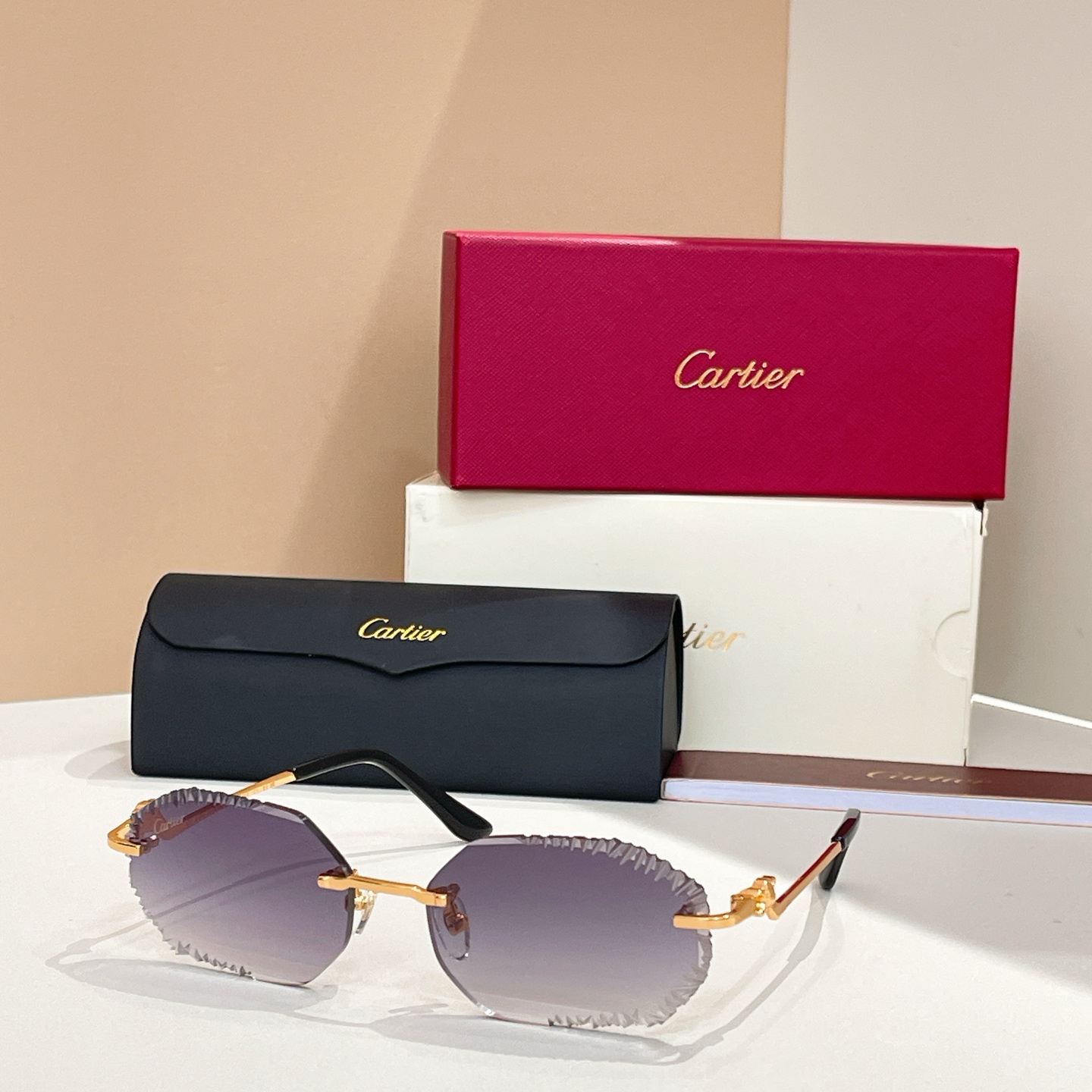 Cartie*✨✨✨MODEL：CT0711S✨✨✨SIZE: 143✨✨✨太阳镜，变色片