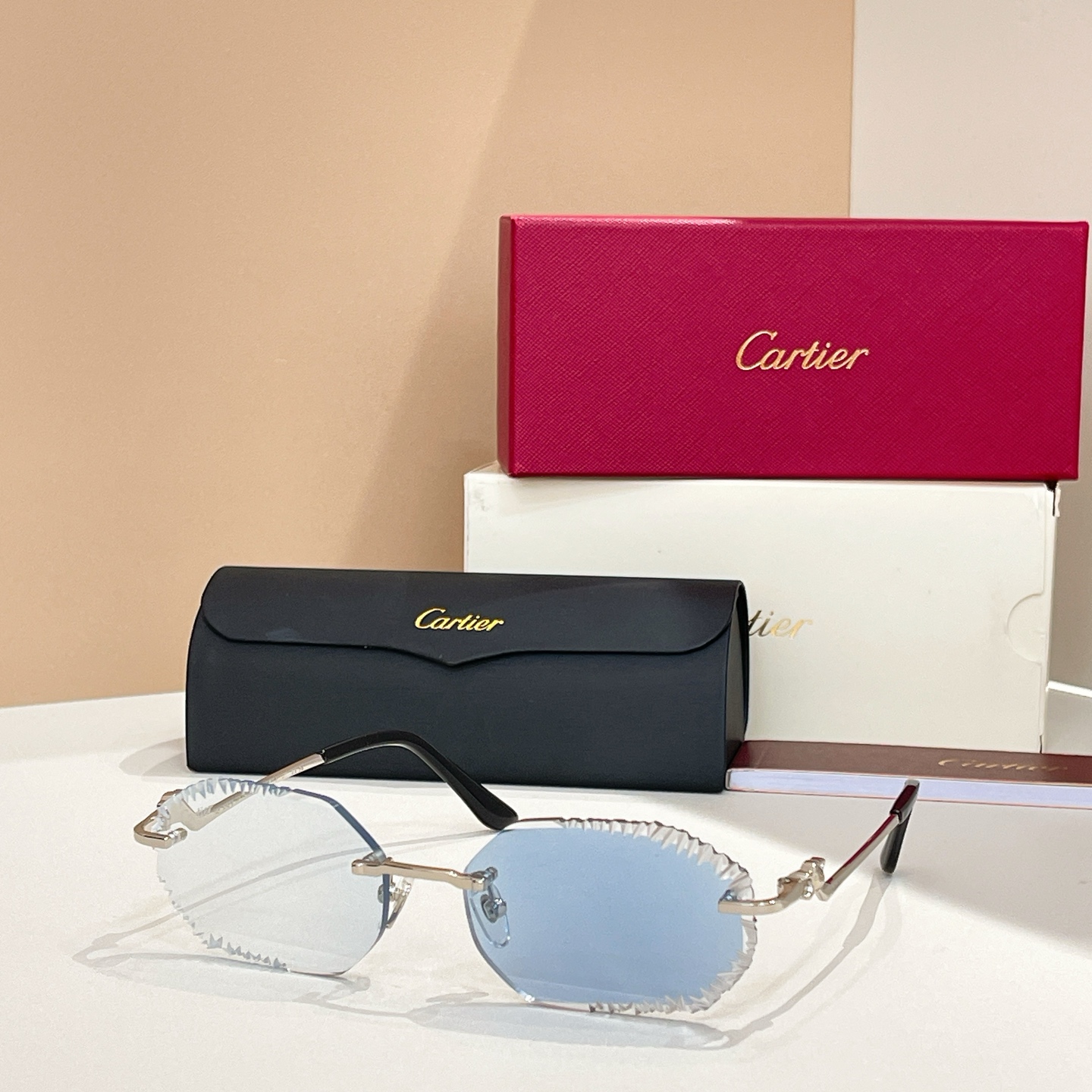 Cartie*✨✨✨MODEL：CT0711S✨✨✨SIZE: 143✨✨✨太阳镜，变色片