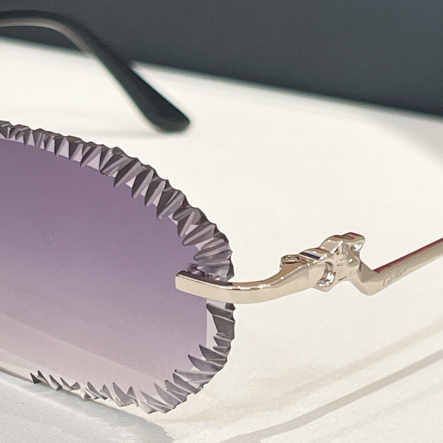 Cartie*✨✨✨MODEL：CT0711S✨✨✨SIZE: 143✨✨✨太阳镜，变色片