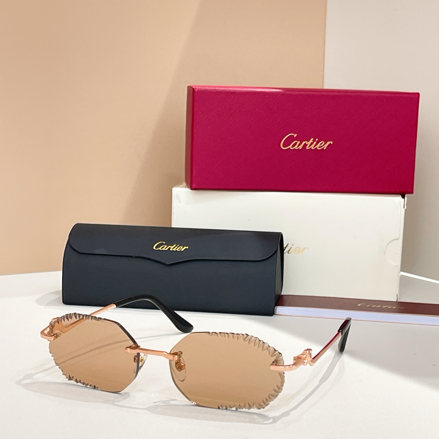 Cartie*✨✨✨MODEL：CT0711S✨✨✨SIZE: 143✨✨✨太阳镜，变色片