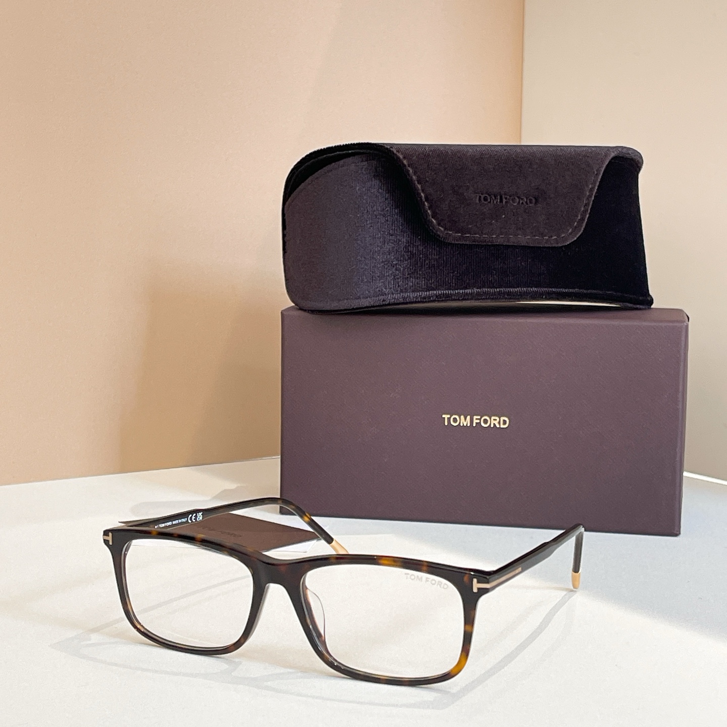 TOM FOR*💫💫💫MODEL：TF5646-D-B💫💫💫SIZE：57口17-145💫💫💫高版本～～