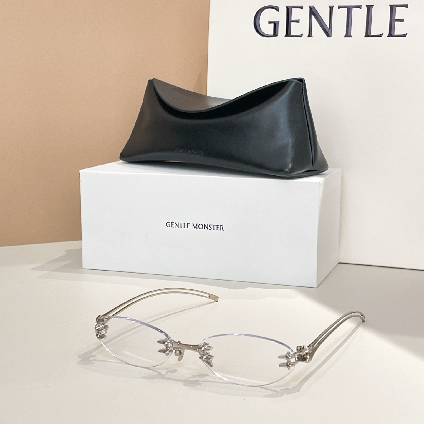 GENTLE MONSTE*🐼🐼🐼MODEL：NODE🐼🐼🐼SIZE：59口17-135🐼🐼🐼