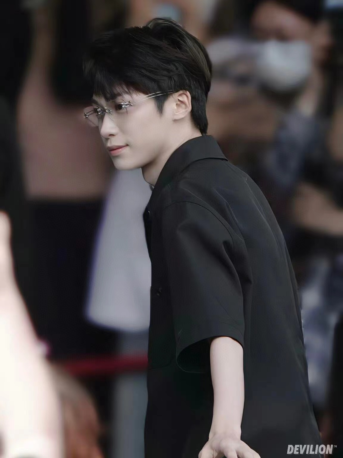 GENTLE MONSTE*🐼🐼🐼MODEL：TEIRA🐼🐼🐼SIZE：59口17-135🐼🐼🐼