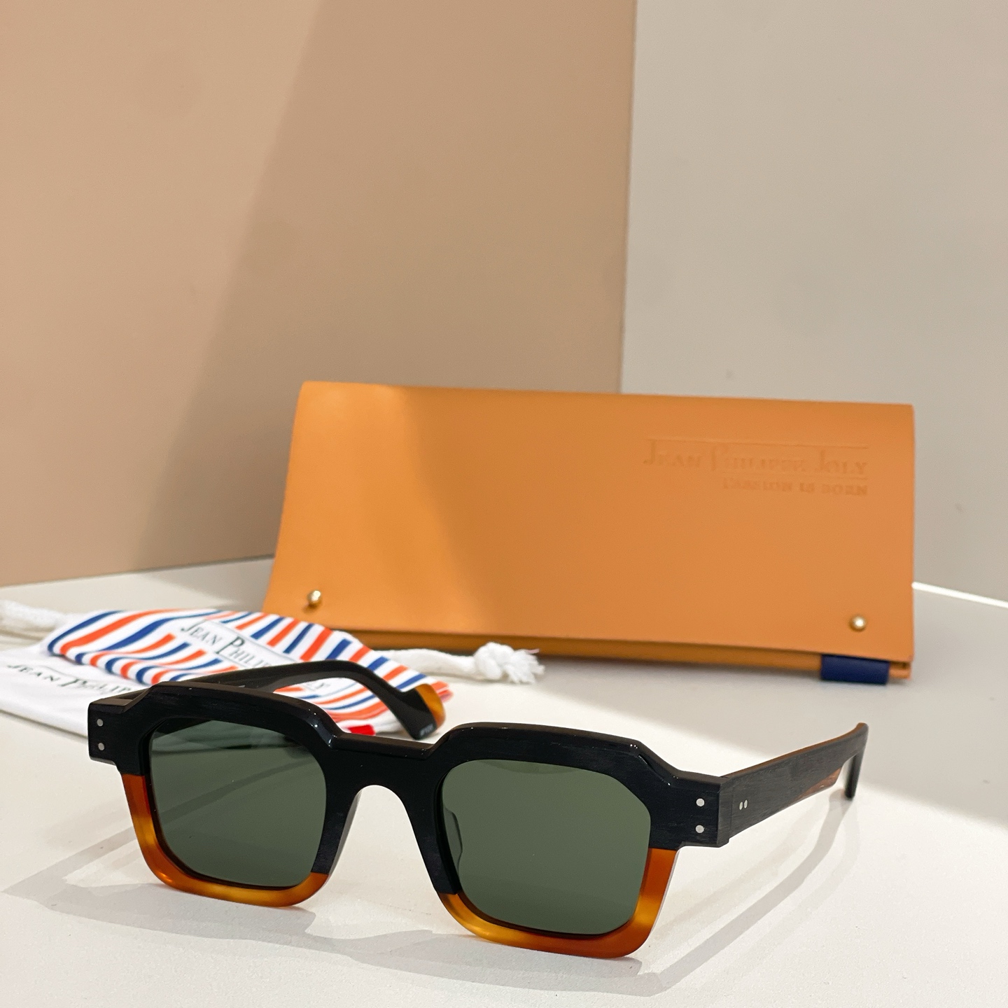 JEAN PHILIPPE JOLY💫💫💫MODEL:SLOW DOWN💫💫💫 光学，太阳，盒子➕15