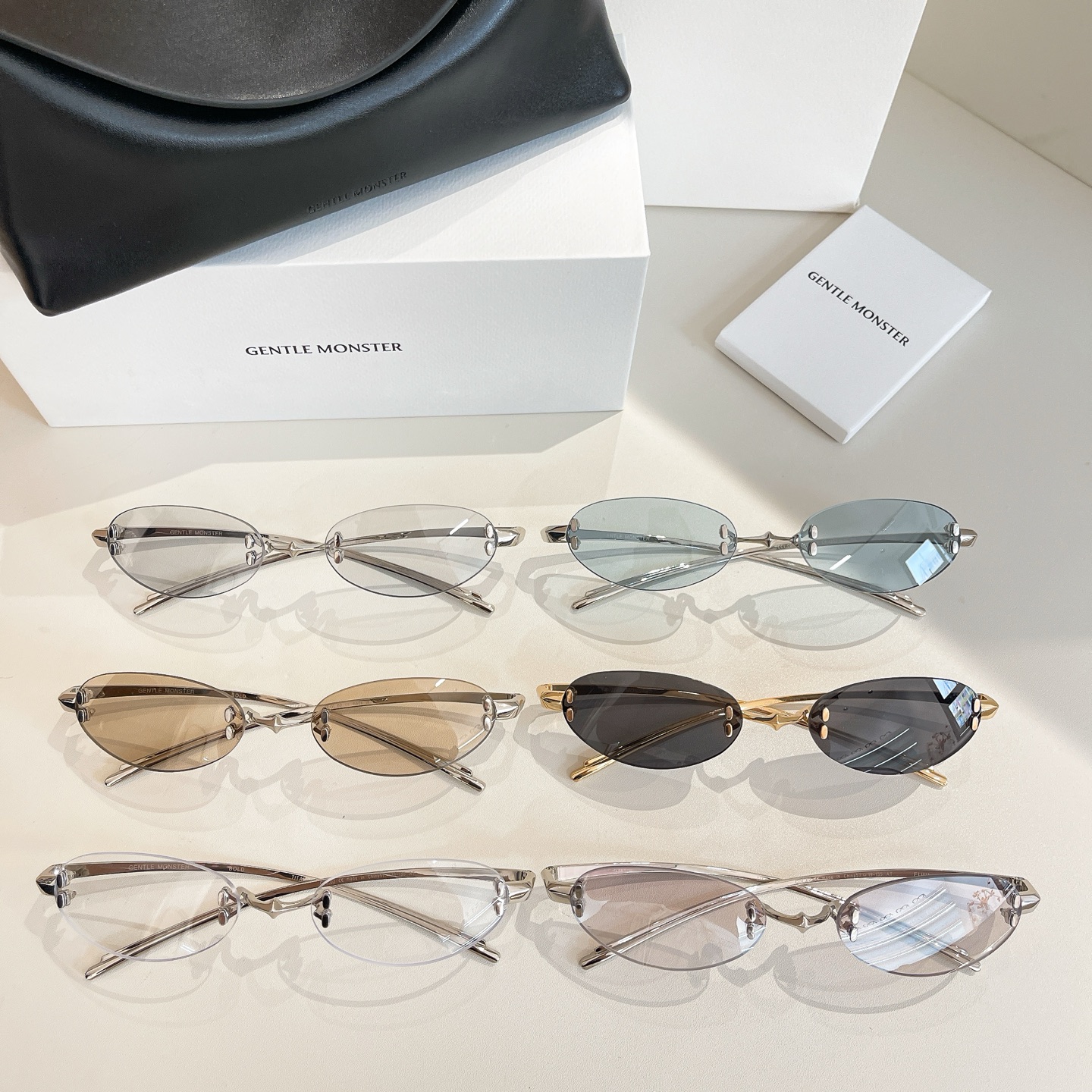 GENTLE MONSTE*🐼🐼🐼MODEL：FURI 🐼🐼🐼SIZE：57口19-135🐼🐼🐼钛～