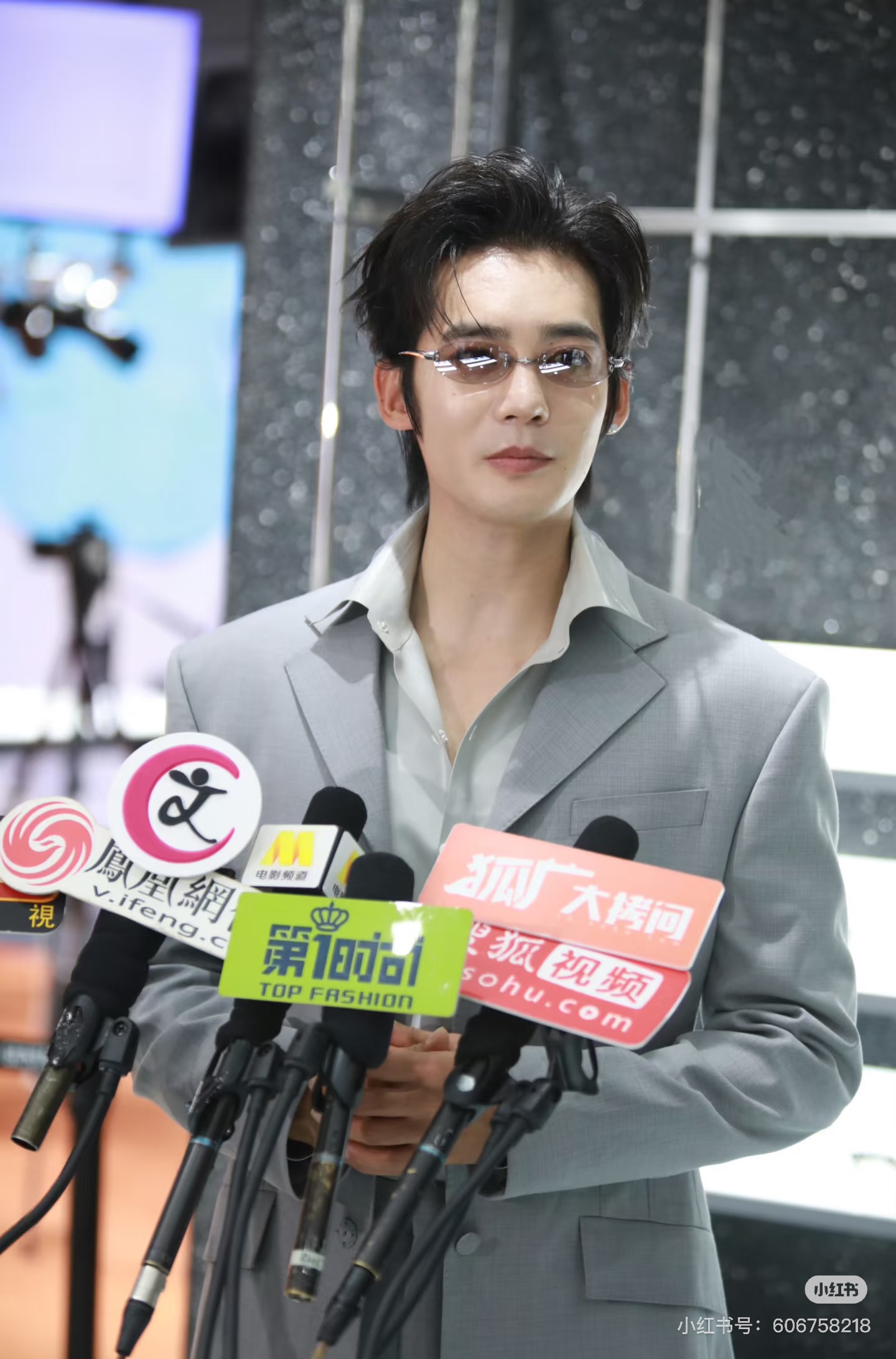 GENTLE MONSTE*🐼🐼🐼MODEL：FURI 🐼🐼🐼SIZE：57口19-135🐼🐼🐼钛～