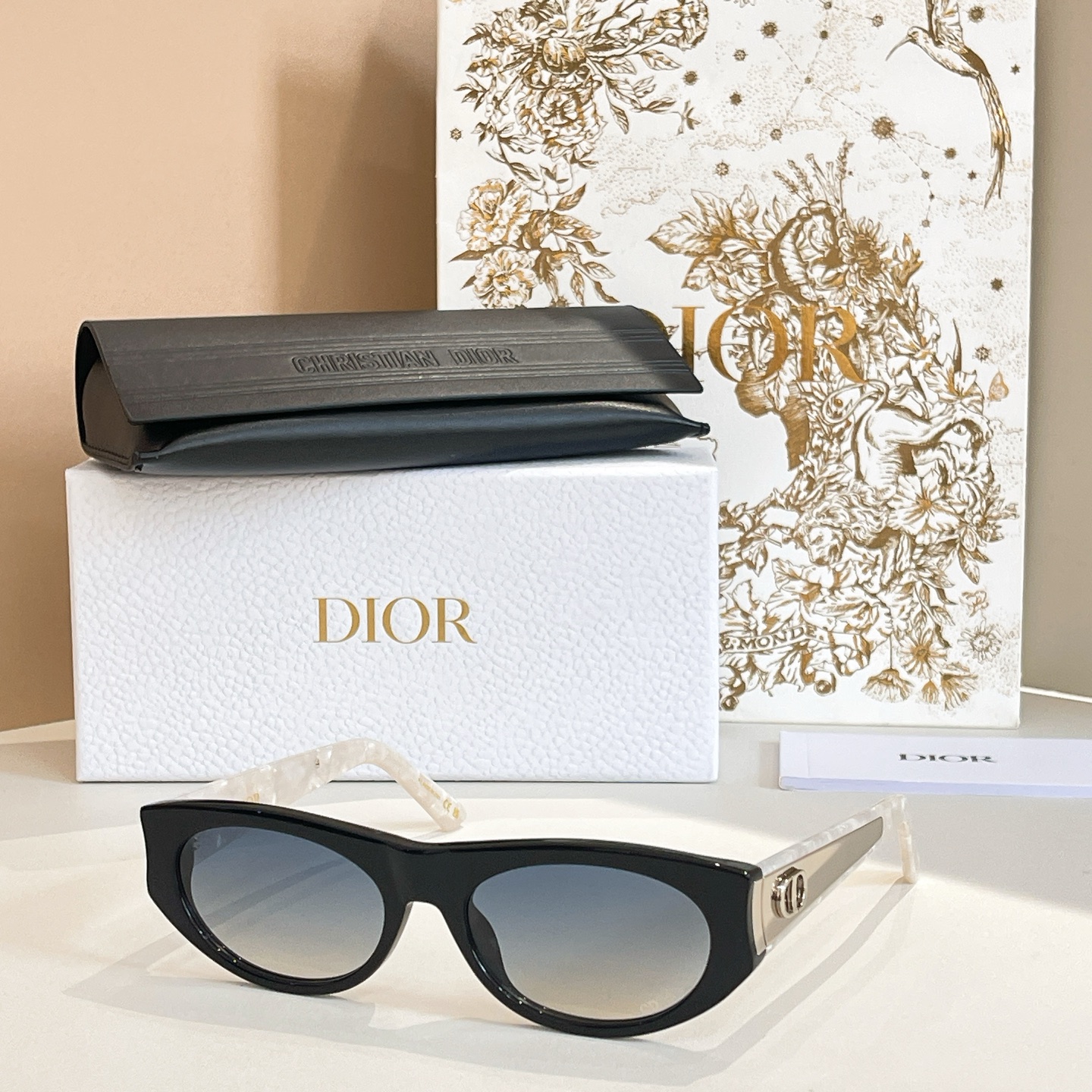 DIO*🌟🌟🌟MODEL：Dior Glow B2F🌟🌟🌟SIZE：56口18-140🌟🌟🌟