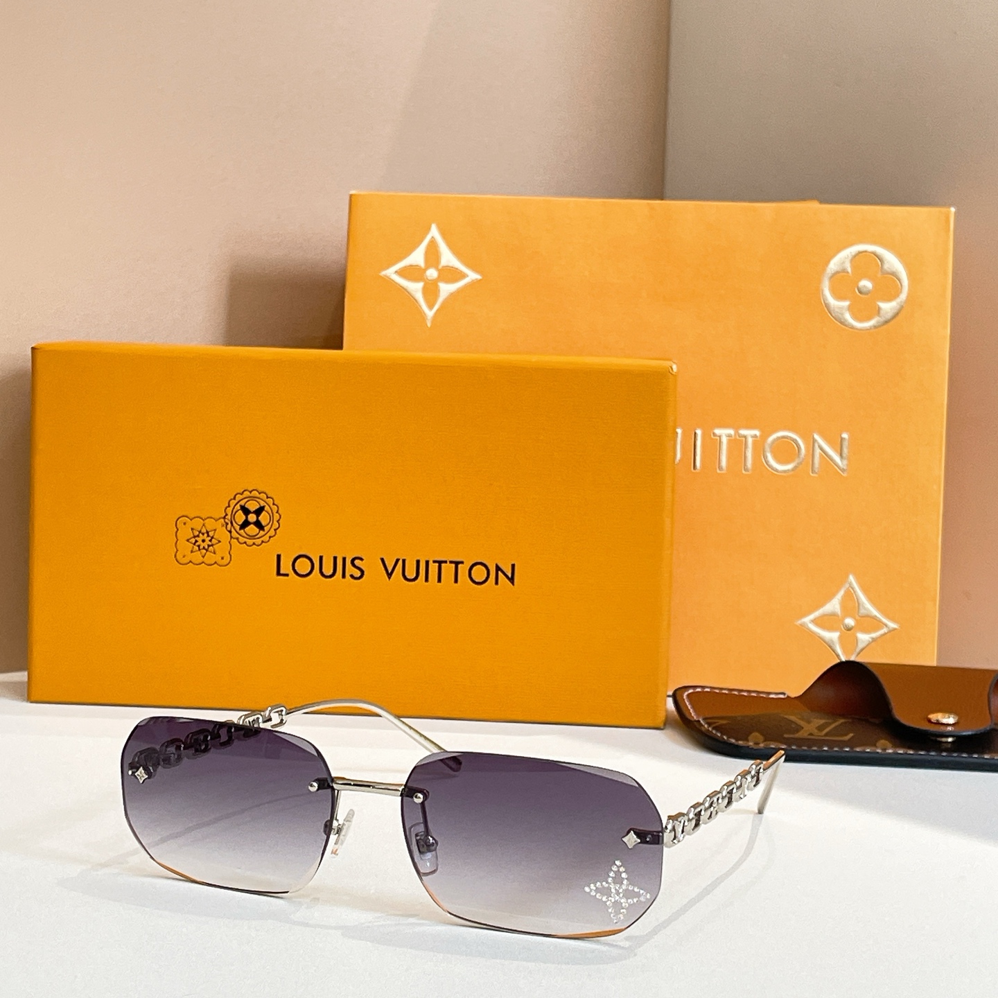 LOUIS VUITTO*🍁🍁🍁MODEL：Z2053U🍁🍁🍁SIZE：63口18-137🍁🍁🍁