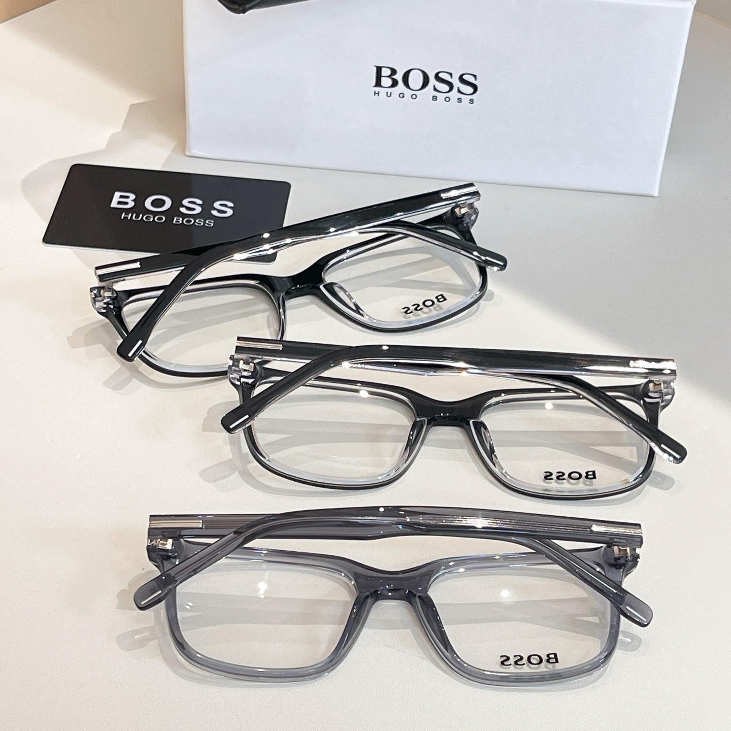 BOSS✨✨✨MODEL: 1602✨✨✨SIZE: 145✨✨✨原装货品～～