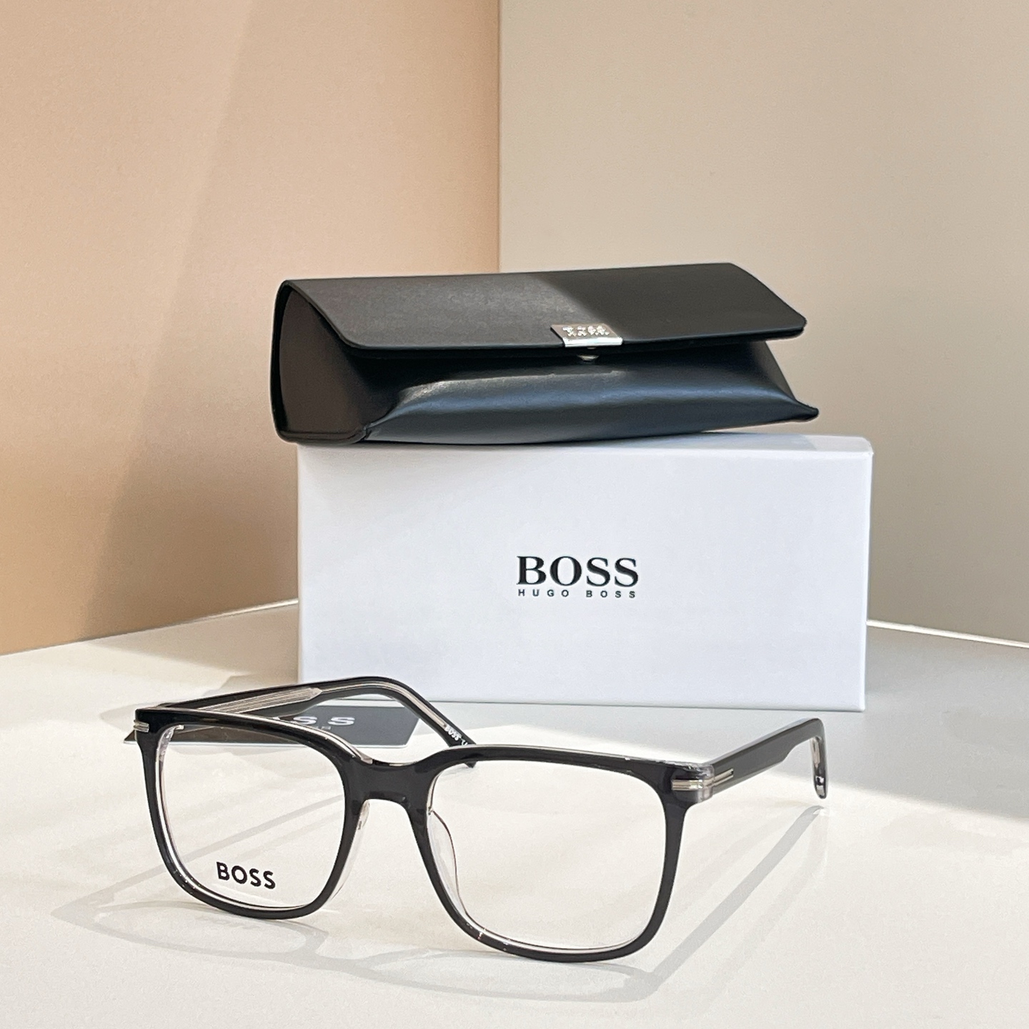 BOSS✨✨✨MODEL: 1602✨✨✨SIZE: 145✨✨✨原装货品～～