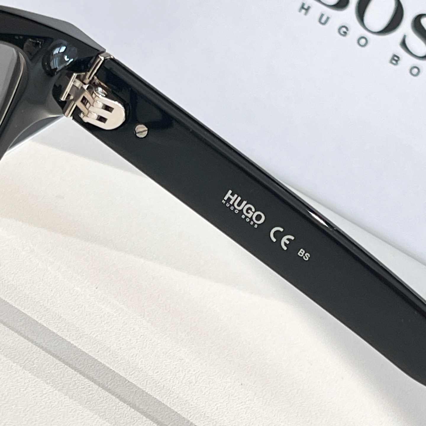 BOSS✨✨✨MODEL: HG 1158✨✨✨SIZE: 145✨✨✨原装货品～～