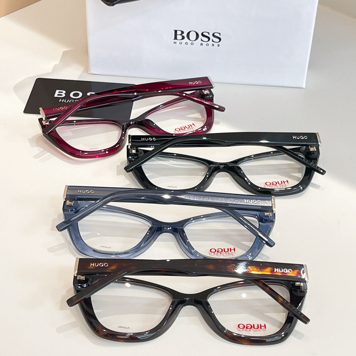 BOSS✨✨✨MODEL: HG 1160✨✨✨SIZE: 140✨✨✨原装货品～～