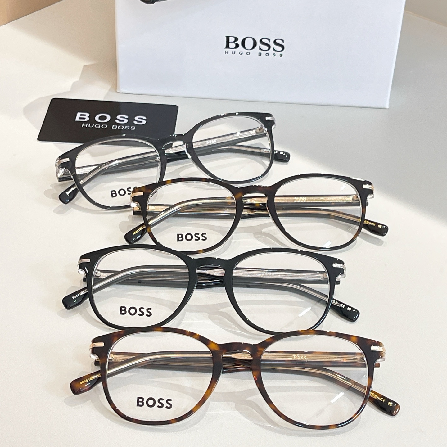BOSS✨✨✨MODEL: 1601✨✨✨SIZE: 145✨✨✨原装货品～～