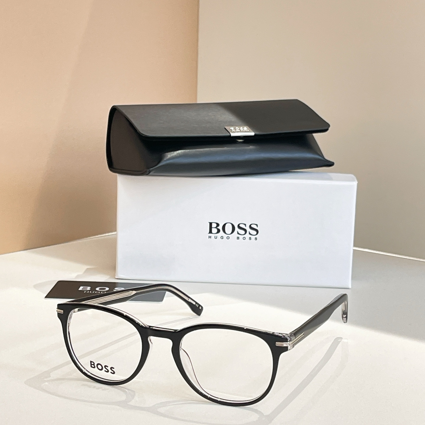 BOSS✨✨✨MODEL: 1601✨✨✨SIZE: 145✨✨✨原装货品～～