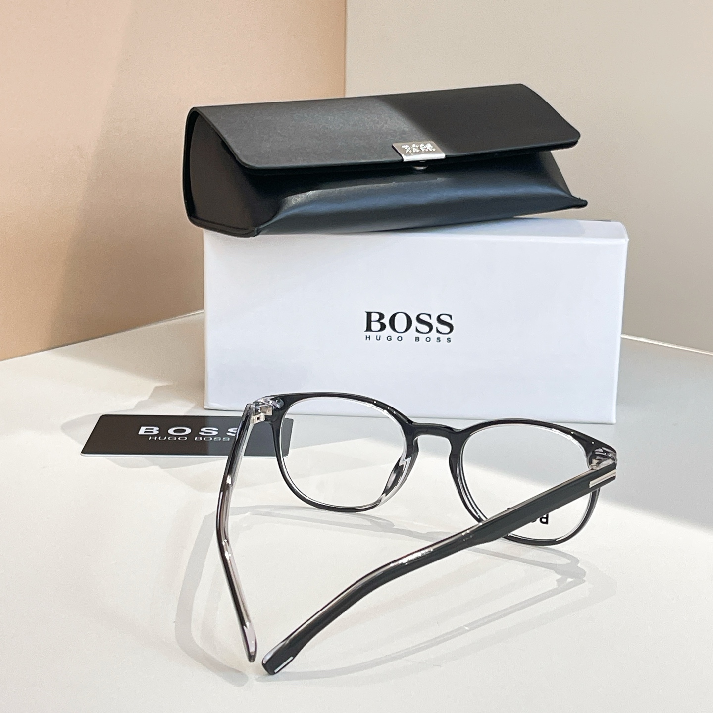 BOSS✨✨✨MODEL: 1601✨✨✨SIZE: 145✨✨✨原装货品～～