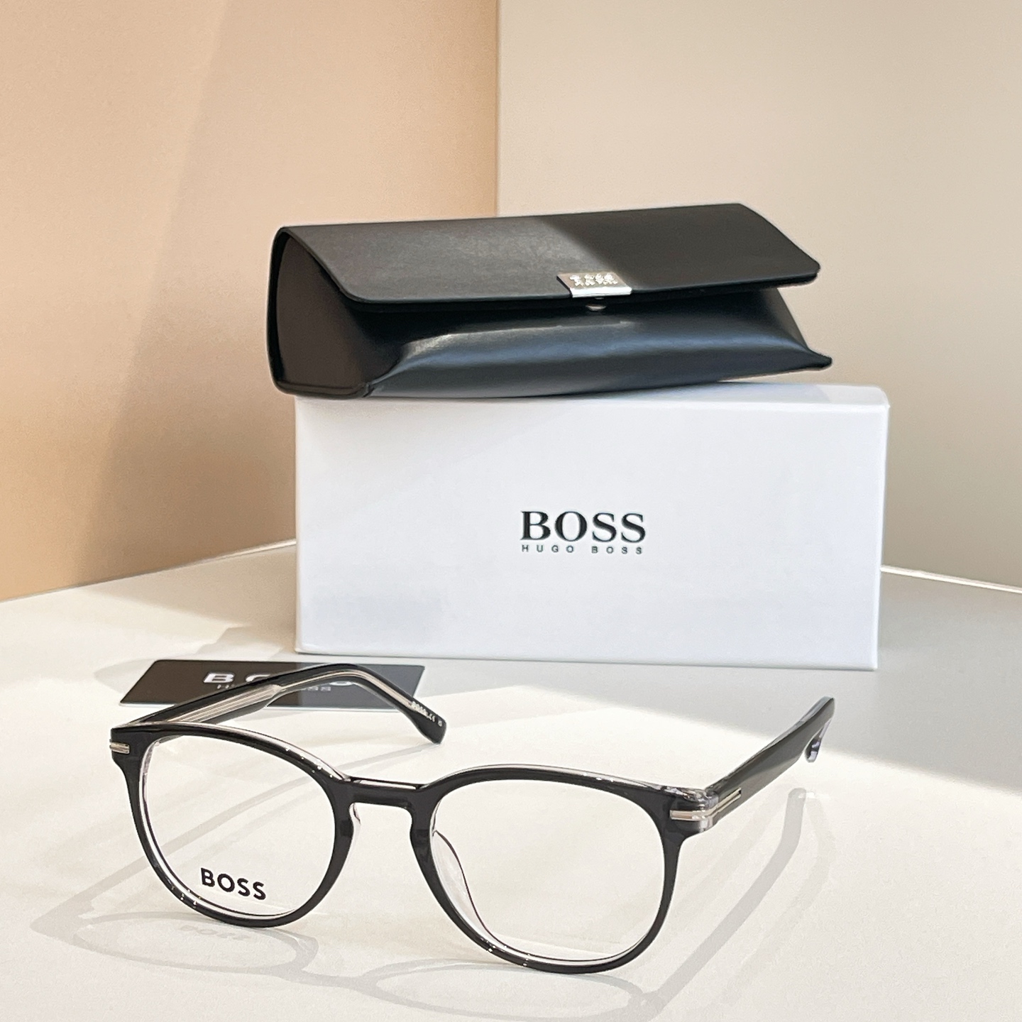 BOSS✨✨✨MODEL: 1601✨✨✨SIZE: 145✨✨✨原装货品～～