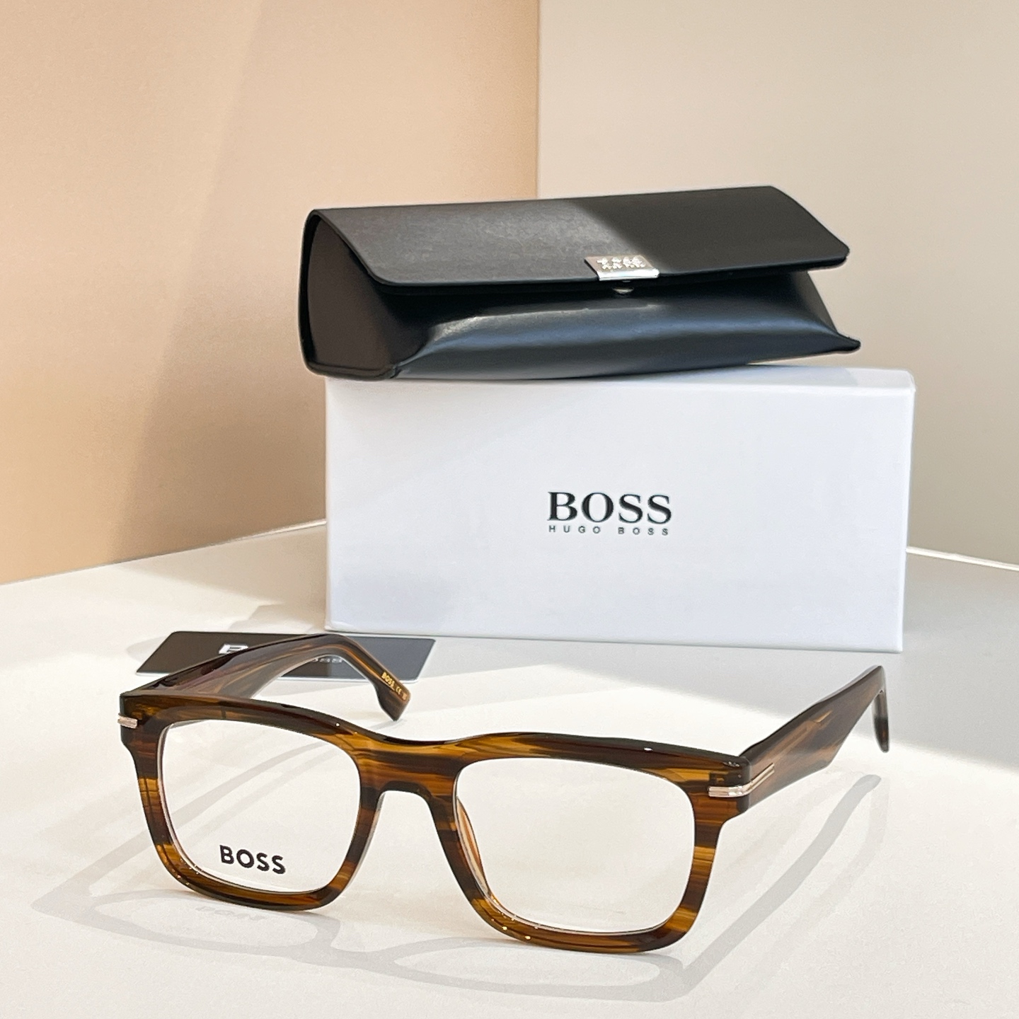 BOSS✨✨✨MODEL: 1720✨✨✨SIZE: 150✨✨✨原装货品～～