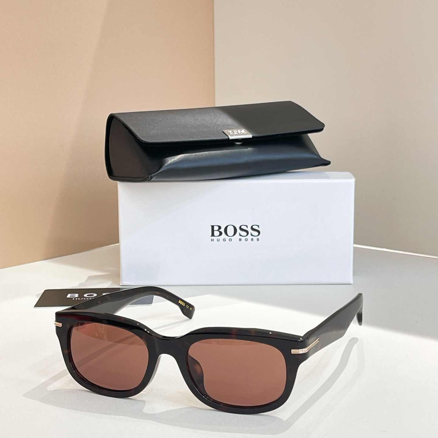 BOSS✨✨✨MODEL: 1739/S✨✨✨SIZE: 150✨✨✨原装货品～～