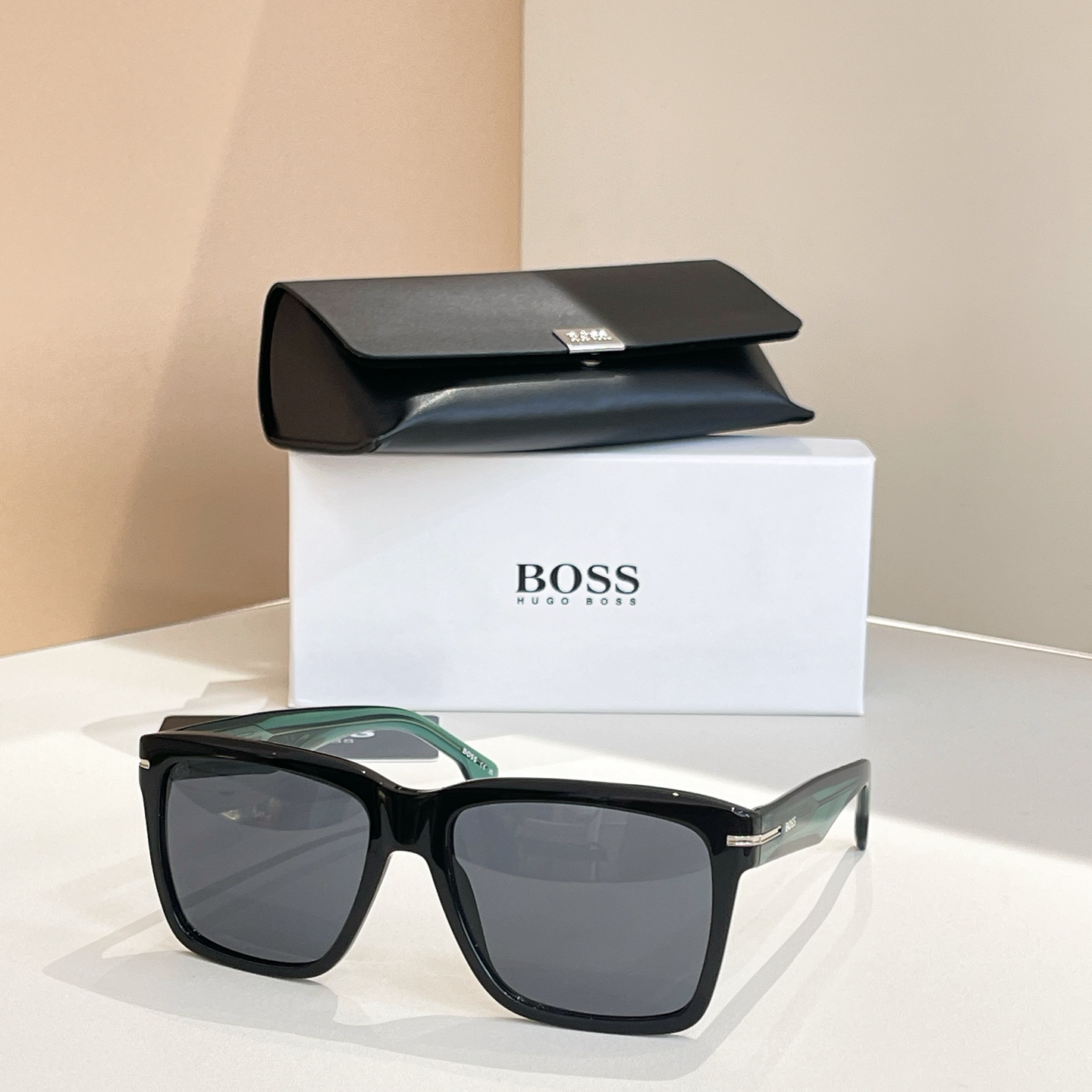 BOSS✨✨✨MODEL: 1745/S✨✨✨SIZE: 50口21-145✨✨✨原装货品～～