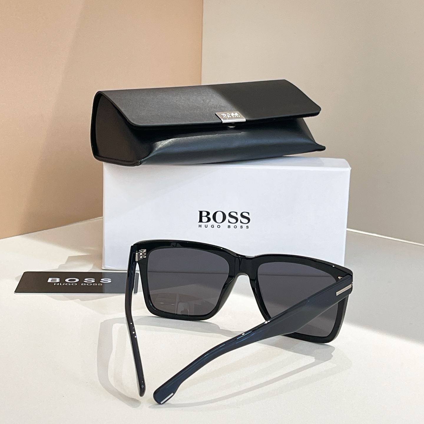 BOSS✨✨✨MODEL: 1745/S✨✨✨SIZE: 50口21-145✨✨✨原装货品～～